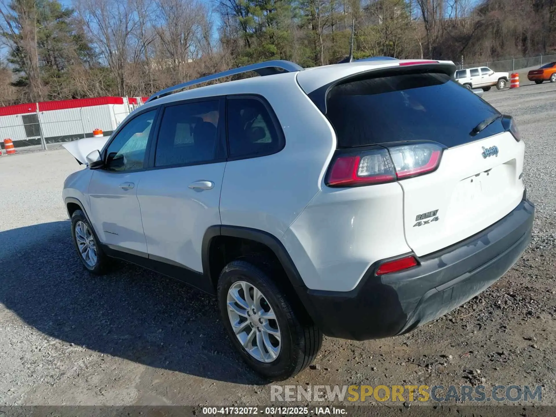 3 Photograph of a damaged car 1C4PJMCB7LD505563 JEEP CHEROKEE 2020