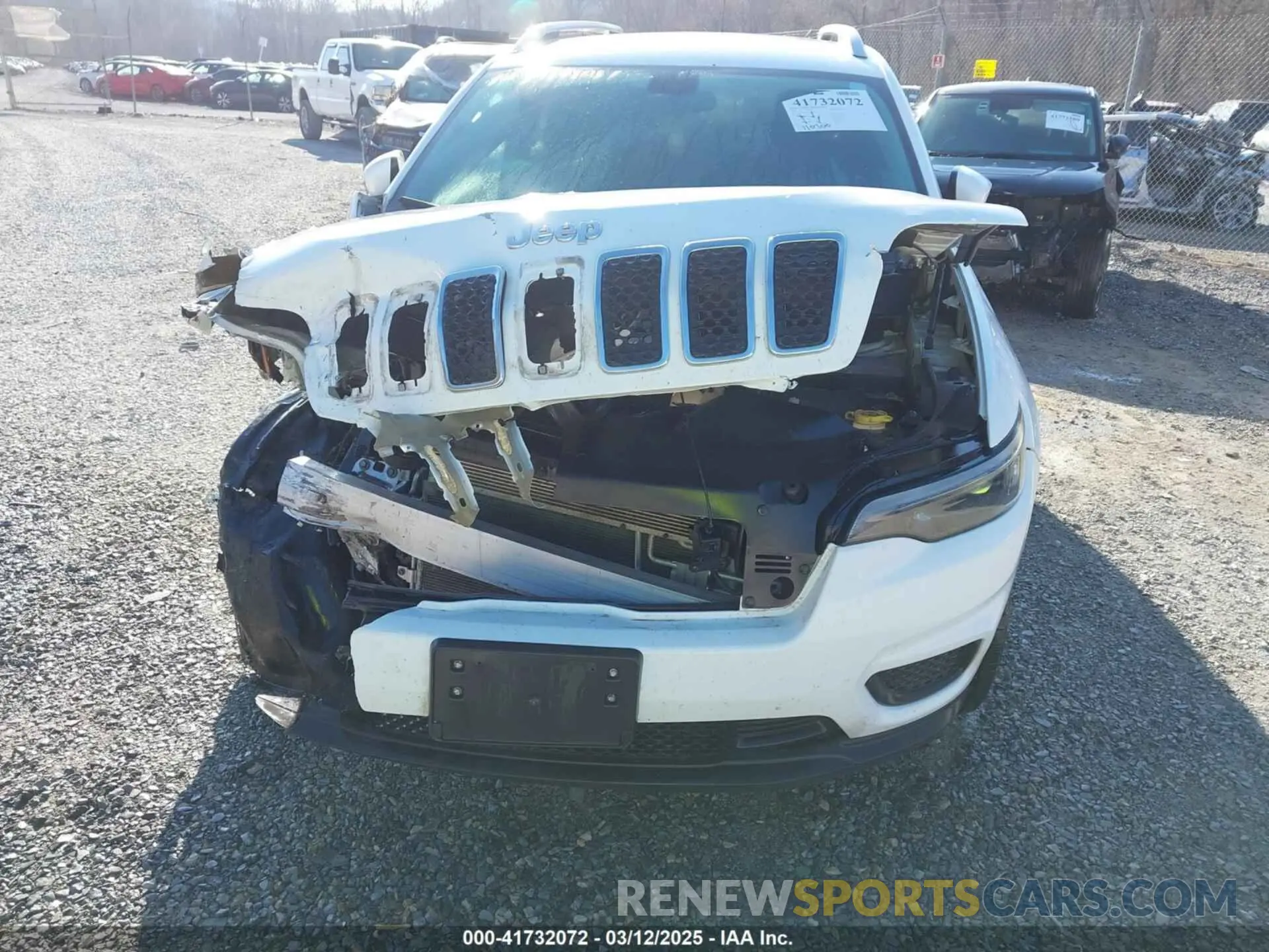 6 Photograph of a damaged car 1C4PJMCB7LD505563 JEEP CHEROKEE 2020