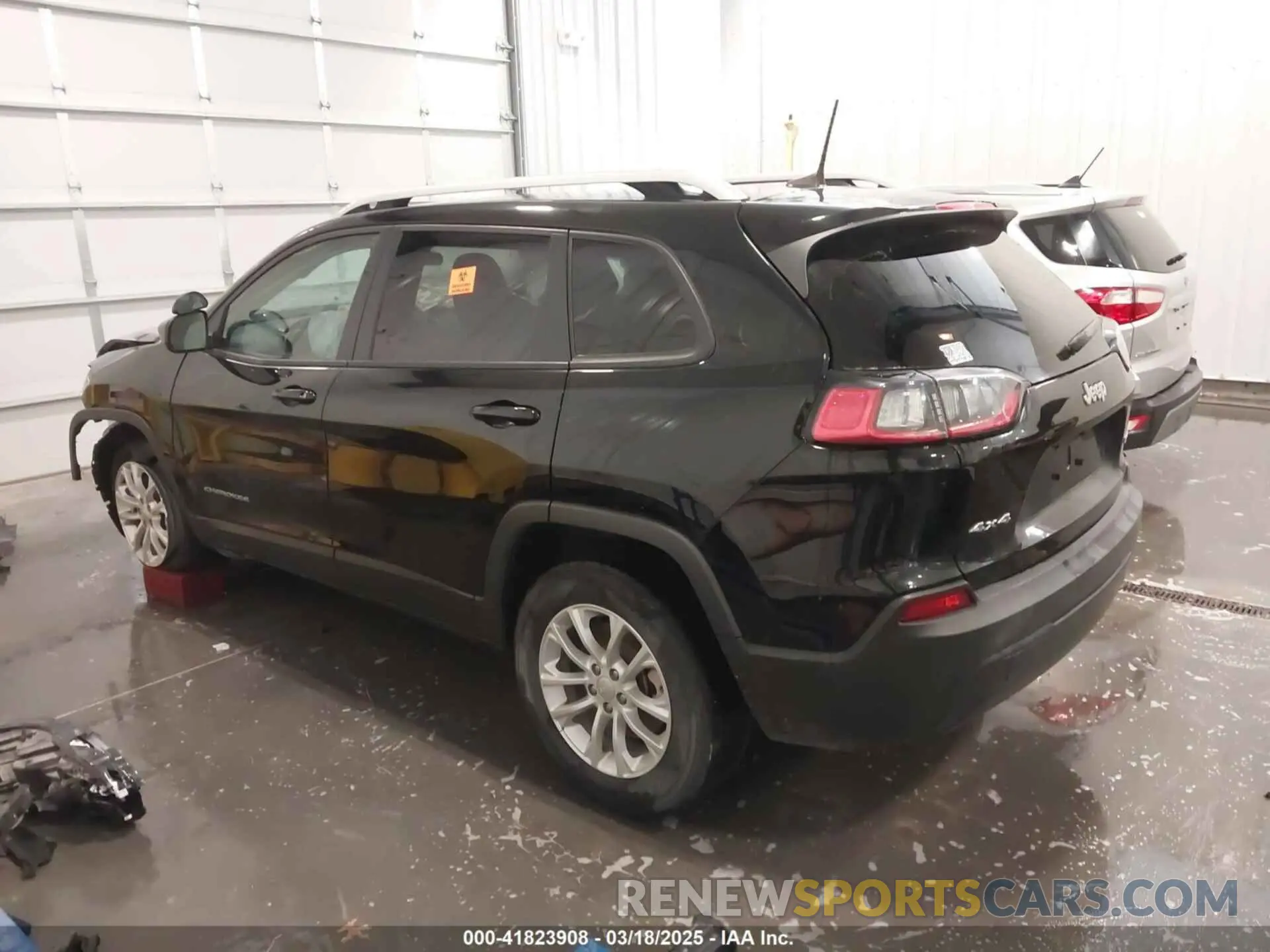 3 Photograph of a damaged car 1C4PJMCB7LD546629 JEEP CHEROKEE 2020