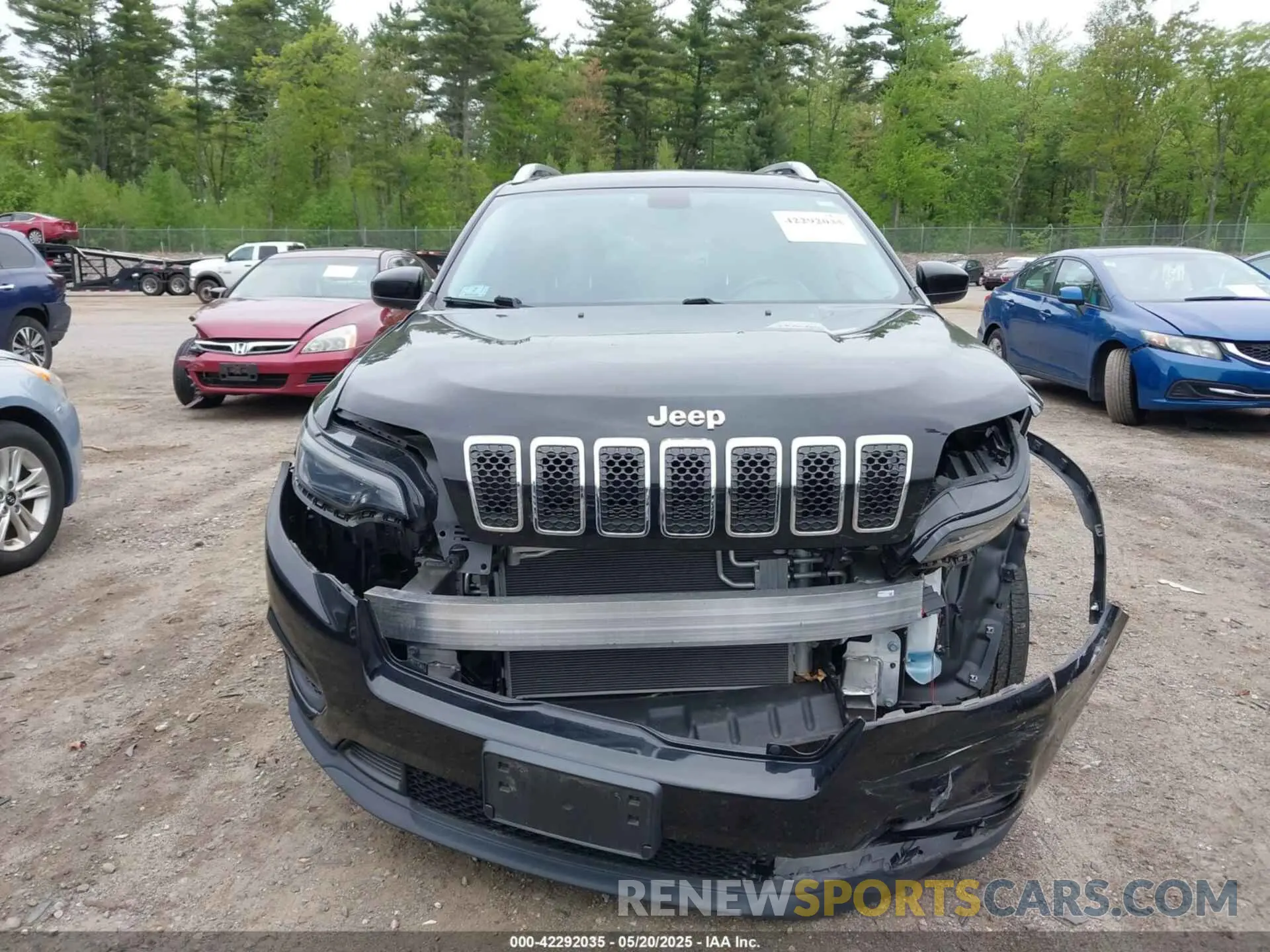 12 Photograph of a damaged car 1C4PJMCB8LD607440 JEEP CHEROKEE 2020