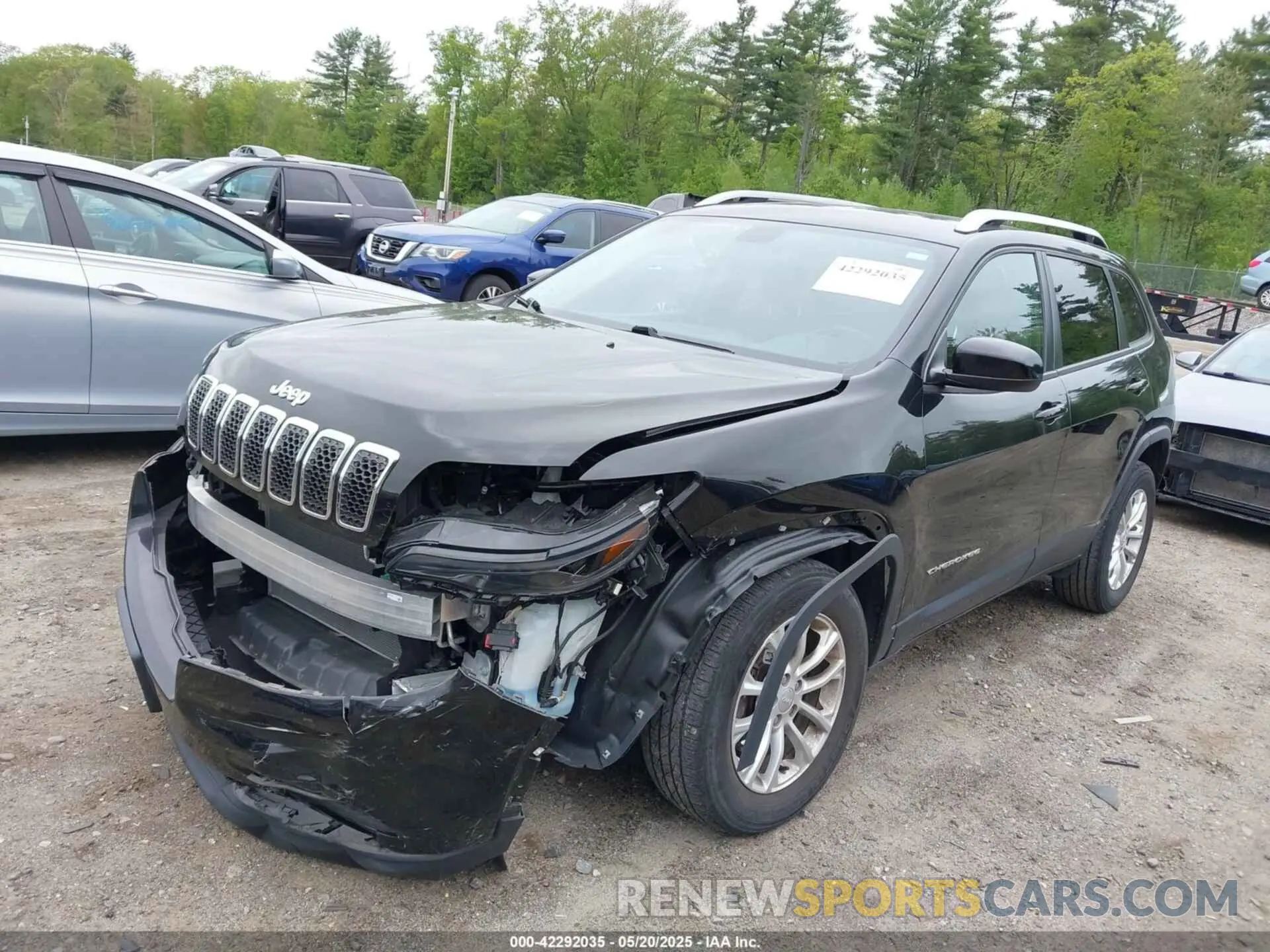 2 Photograph of a damaged car 1C4PJMCB8LD607440 JEEP CHEROKEE 2020