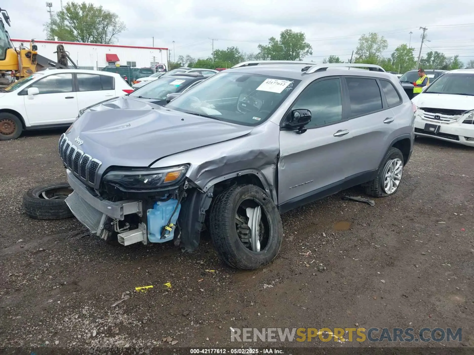 2 Photograph of a damaged car 1C4PJMCB9LD546714 JEEP CHEROKEE 2020