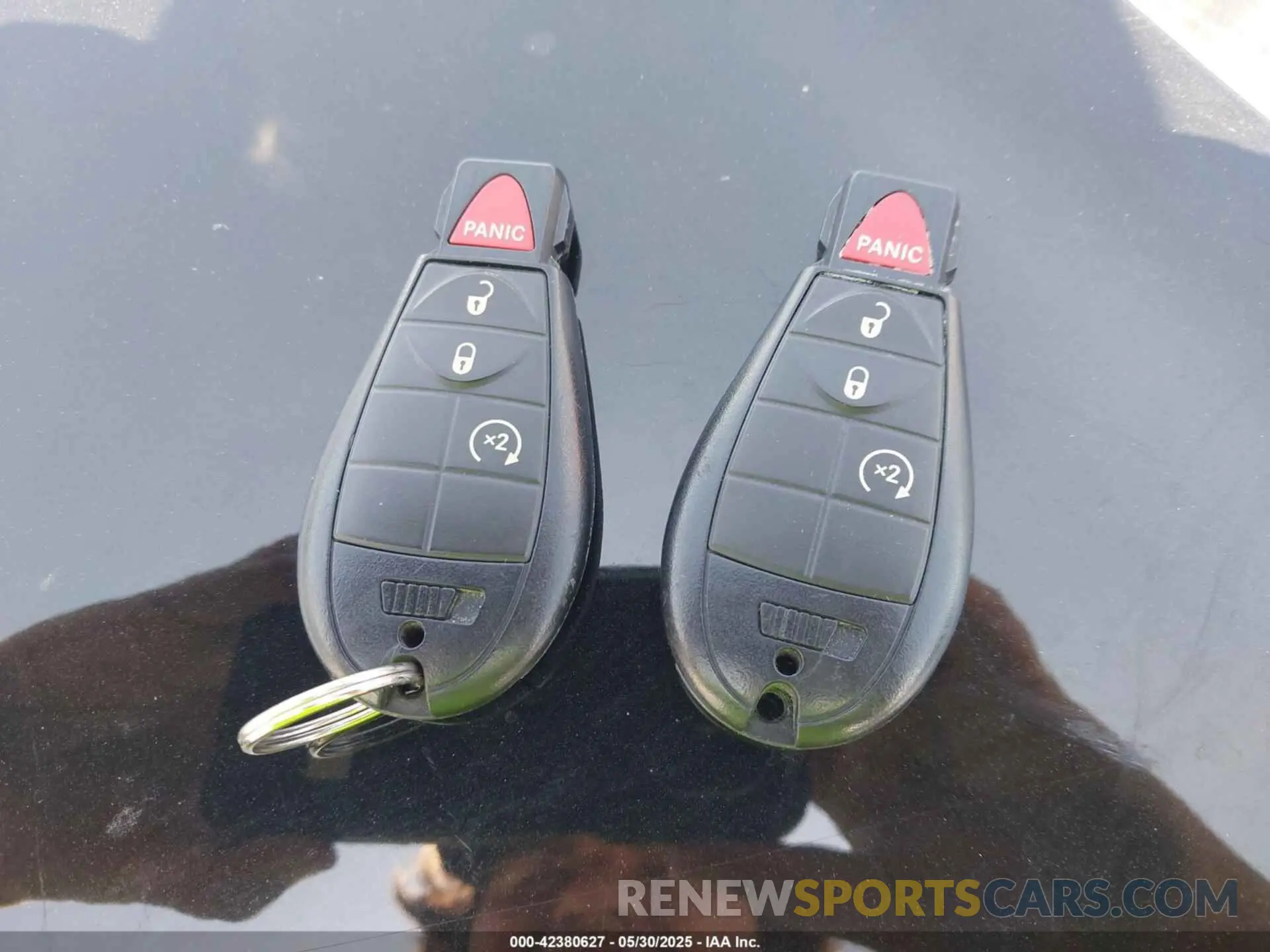 11 Photograph of a damaged car 1C4PJMCX3LD584466 JEEP CHEROKEE 2020