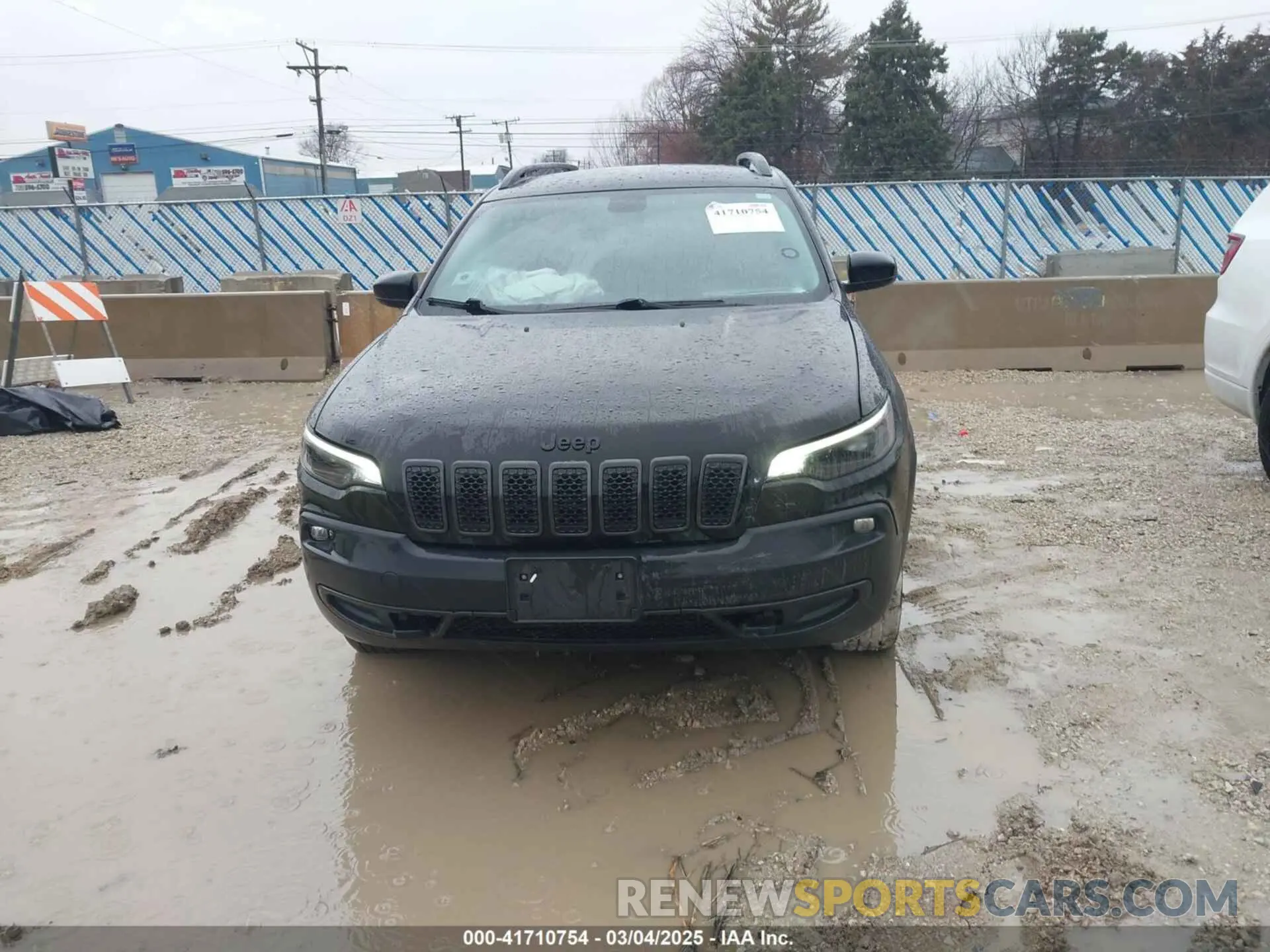 11 Photograph of a damaged car 1C4PJMCX9LD584410 JEEP CHEROKEE 2020