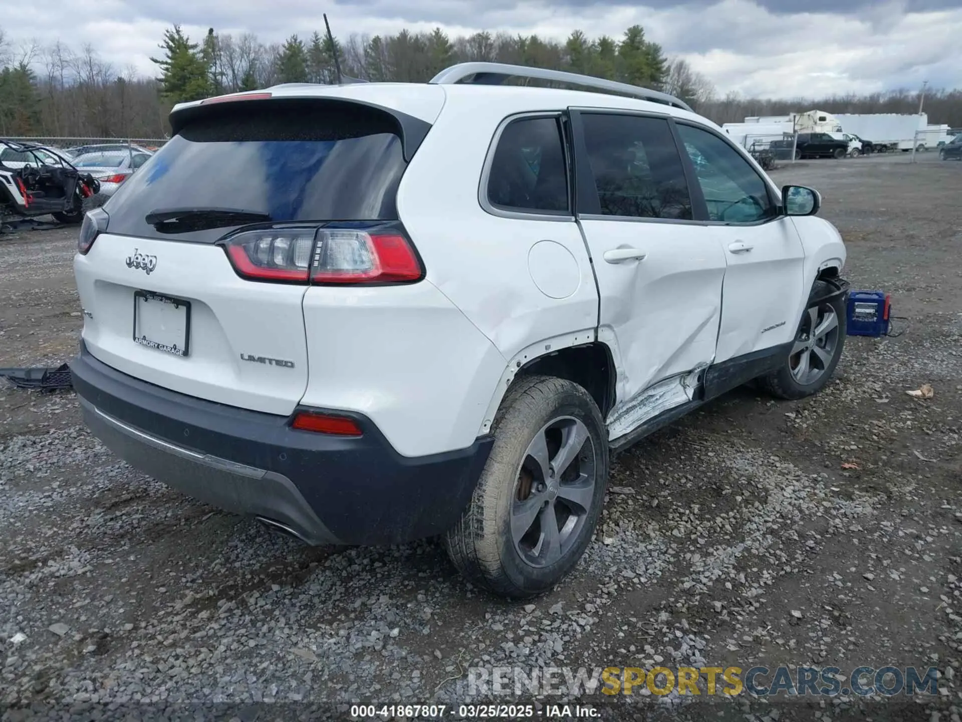 4 Photograph of a damaged car 1C4PJMDN6LD537882 JEEP CHEROKEE 2020