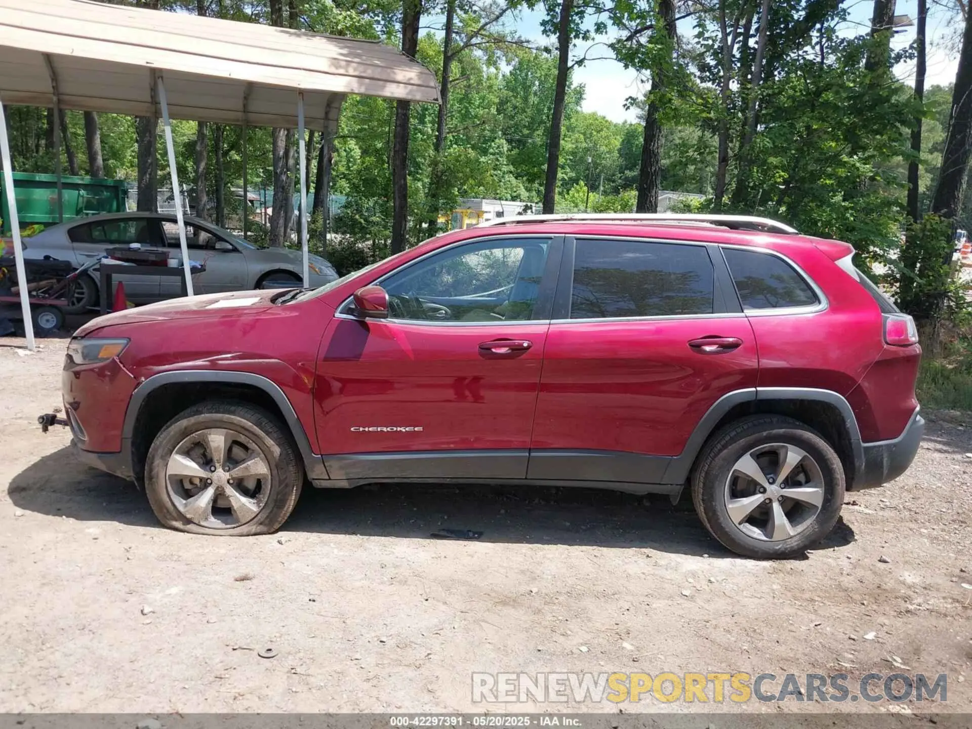 15 Photograph of a damaged car 1C4PJMDN8LD602361 JEEP CHEROKEE 2020