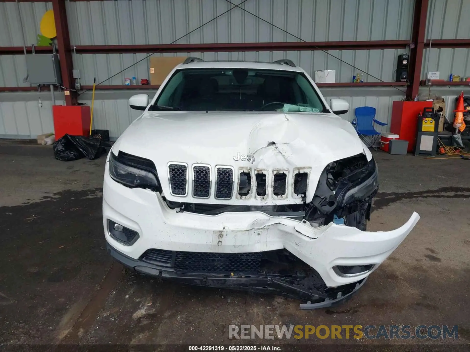 12 Photograph of a damaged car 1C4PJMDN9LD534376 JEEP CHEROKEE 2020