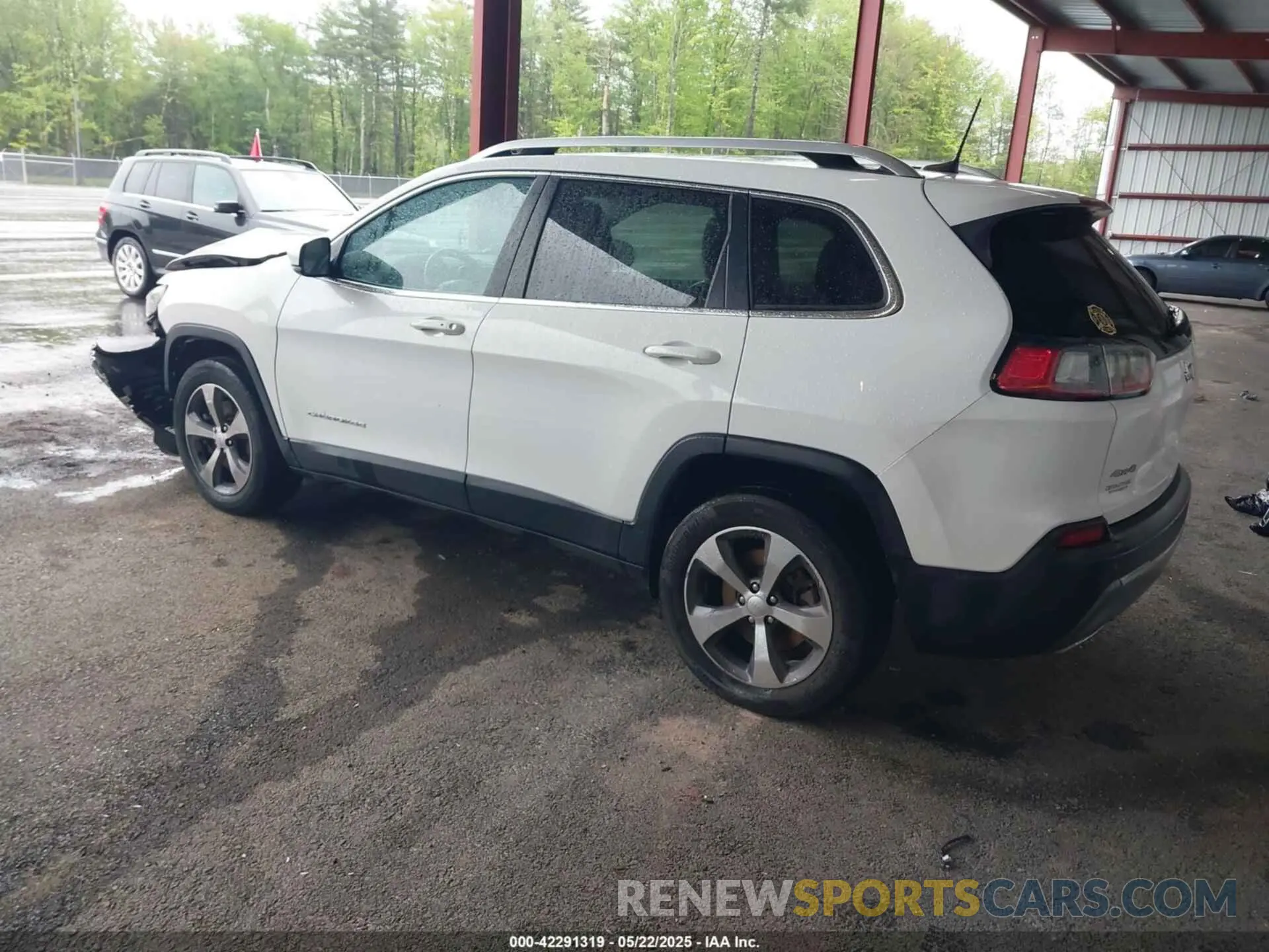 3 Photograph of a damaged car 1C4PJMDN9LD534376 JEEP CHEROKEE 2020