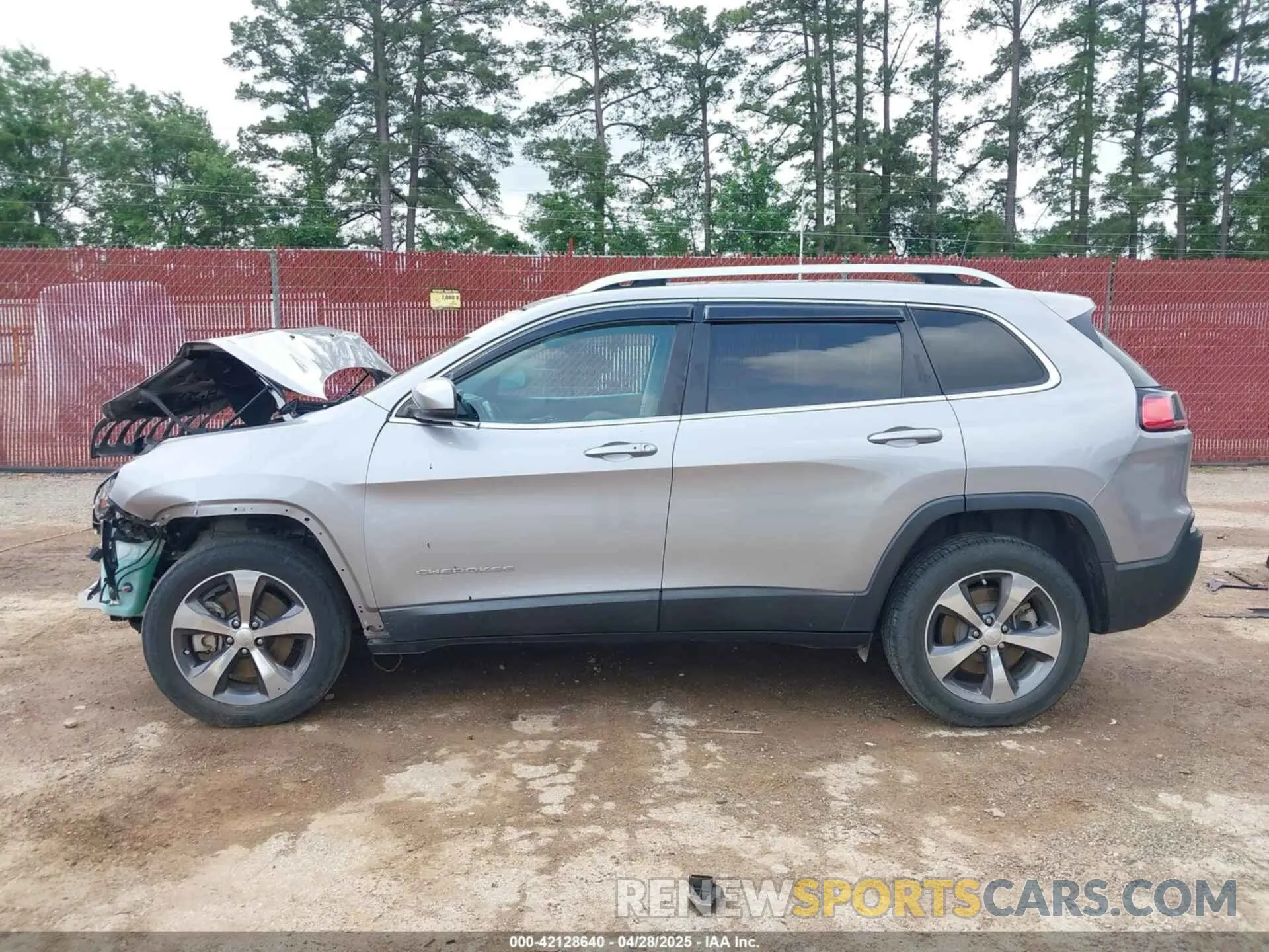 15 Photograph of a damaged car 1C4PJMDX3LD531197 JEEP CHEROKEE 2020
