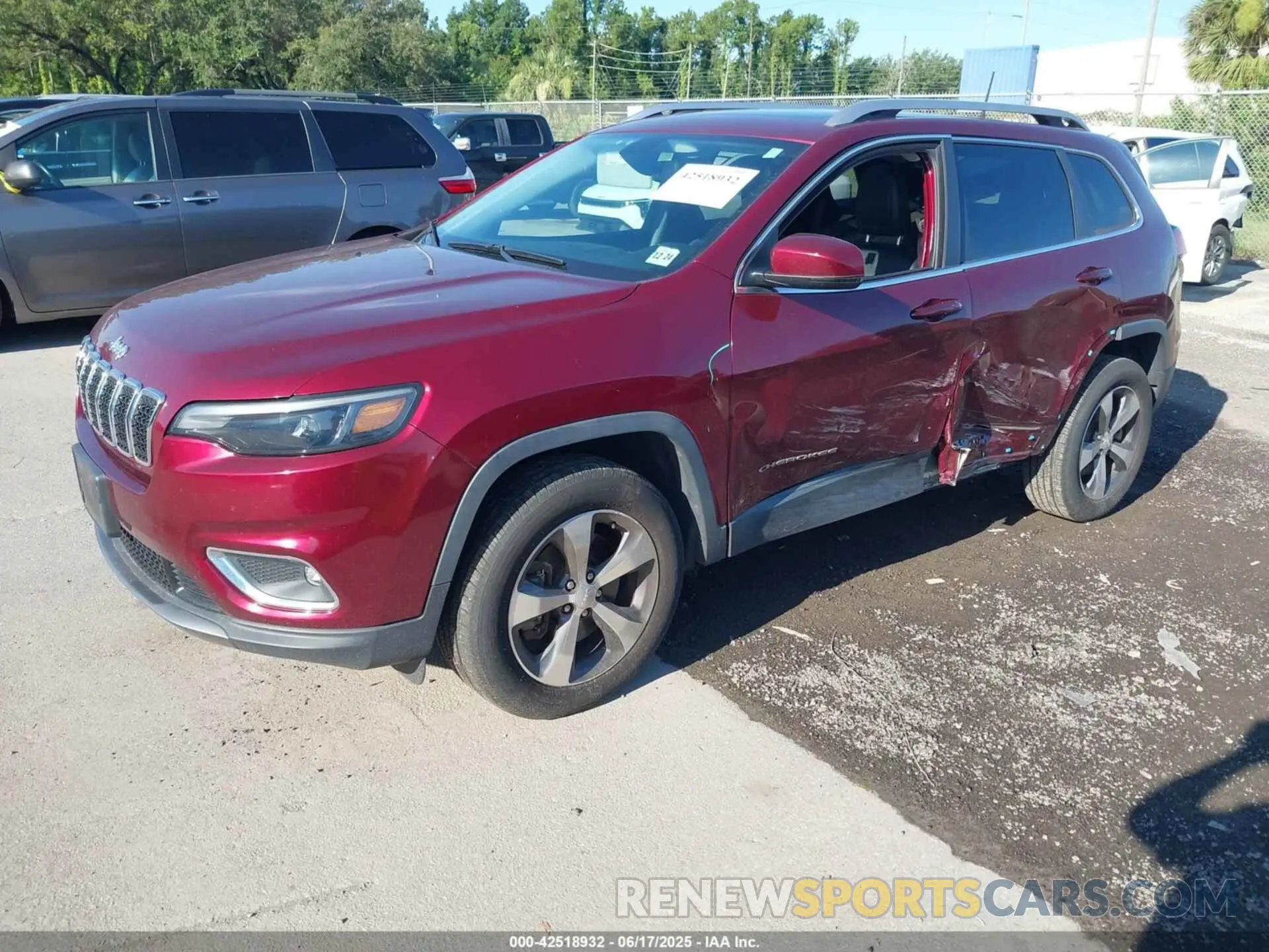 2 Photograph of a damaged car 1C4PJMDX5LD567098 JEEP CHEROKEE 2020