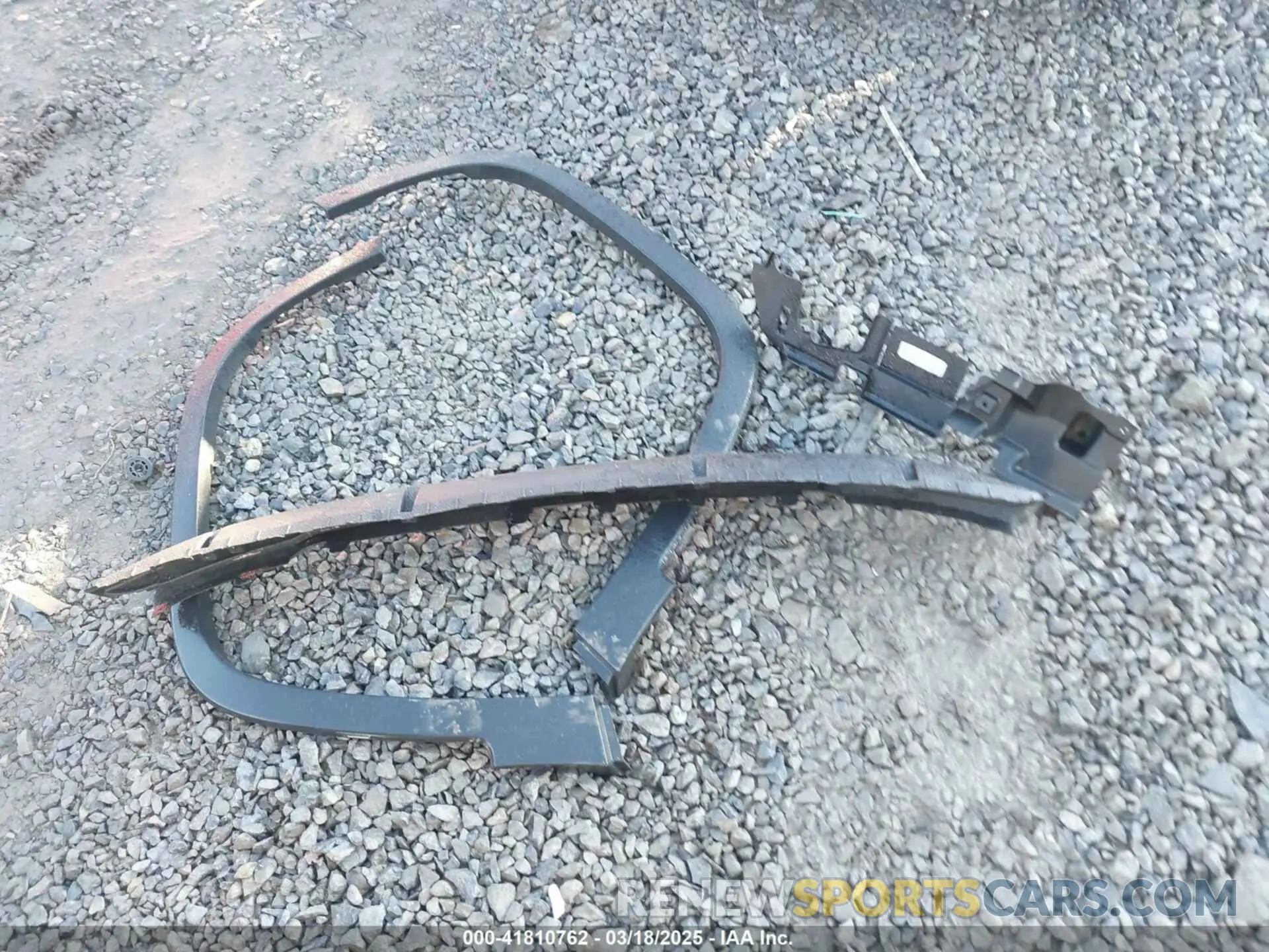 12 Photograph of a damaged car 1C4PJMDX5LD650885 JEEP CHEROKEE 2020