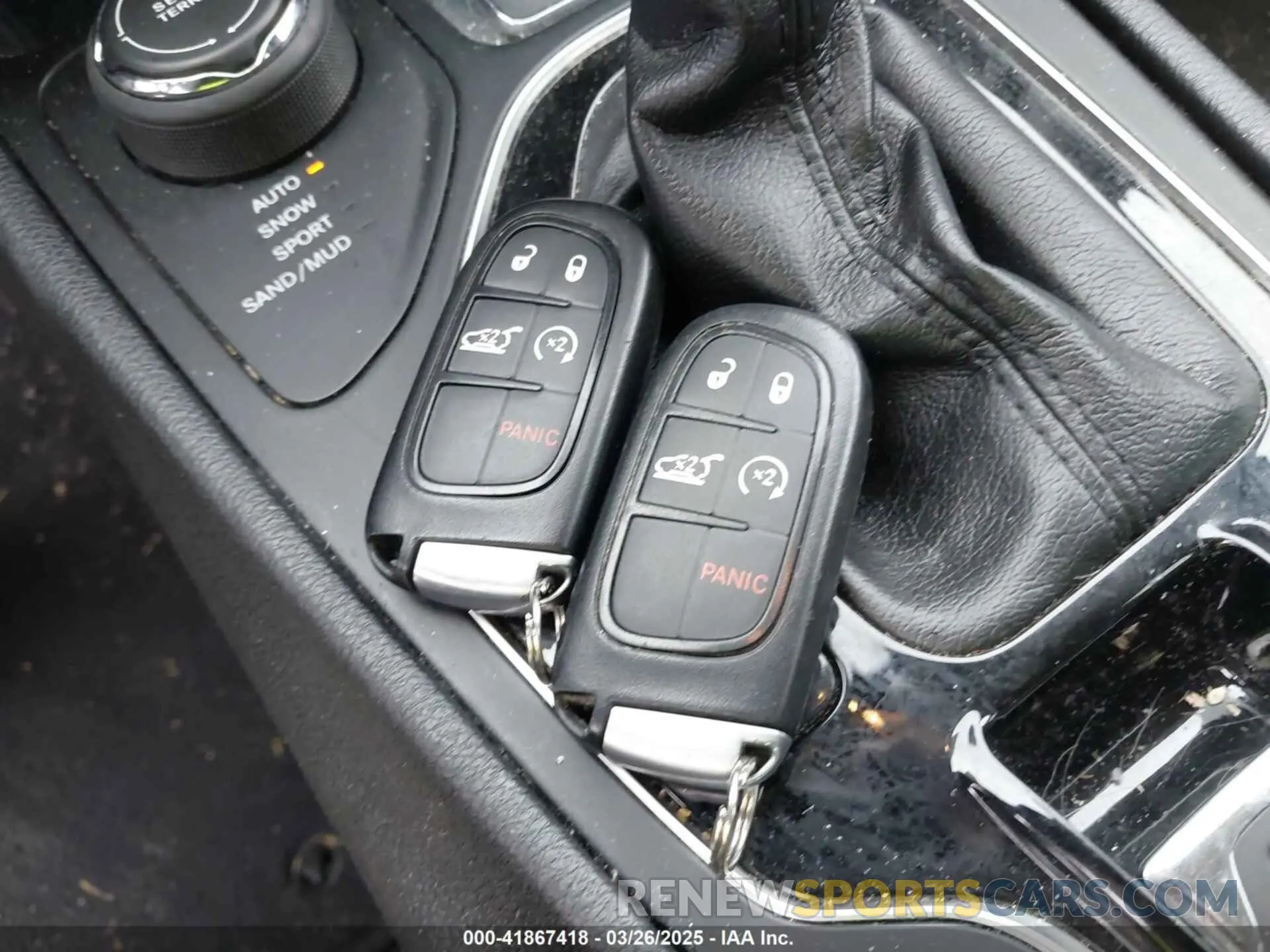 11 Photograph of a damaged car 1C4PJMDX6LD503944 JEEP CHEROKEE 2020