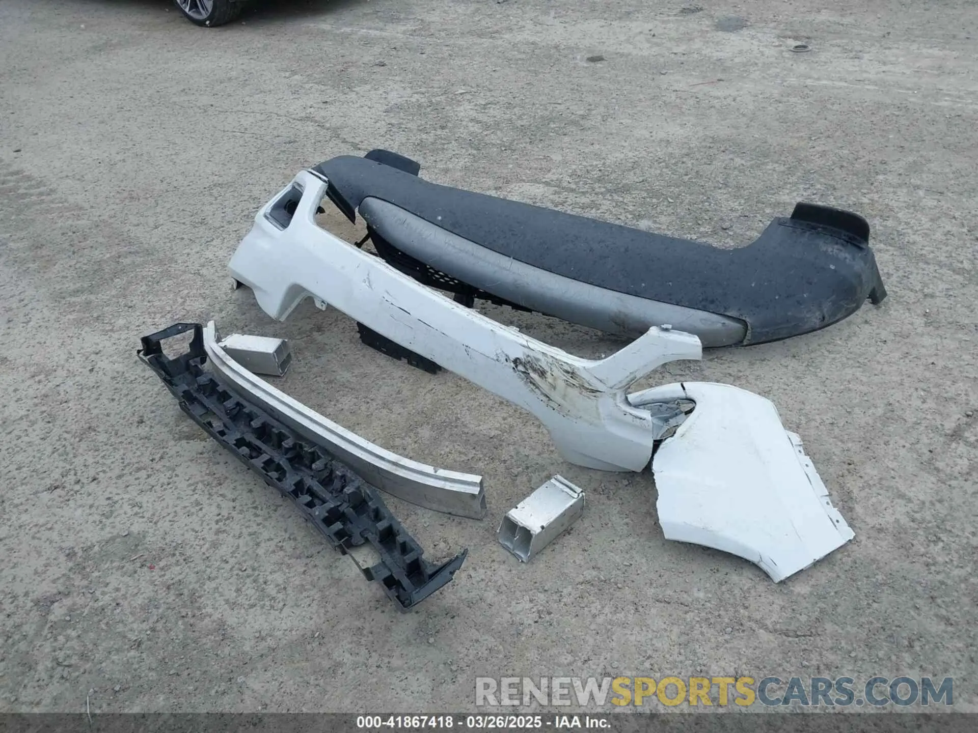 12 Photograph of a damaged car 1C4PJMDX6LD503944 JEEP CHEROKEE 2020