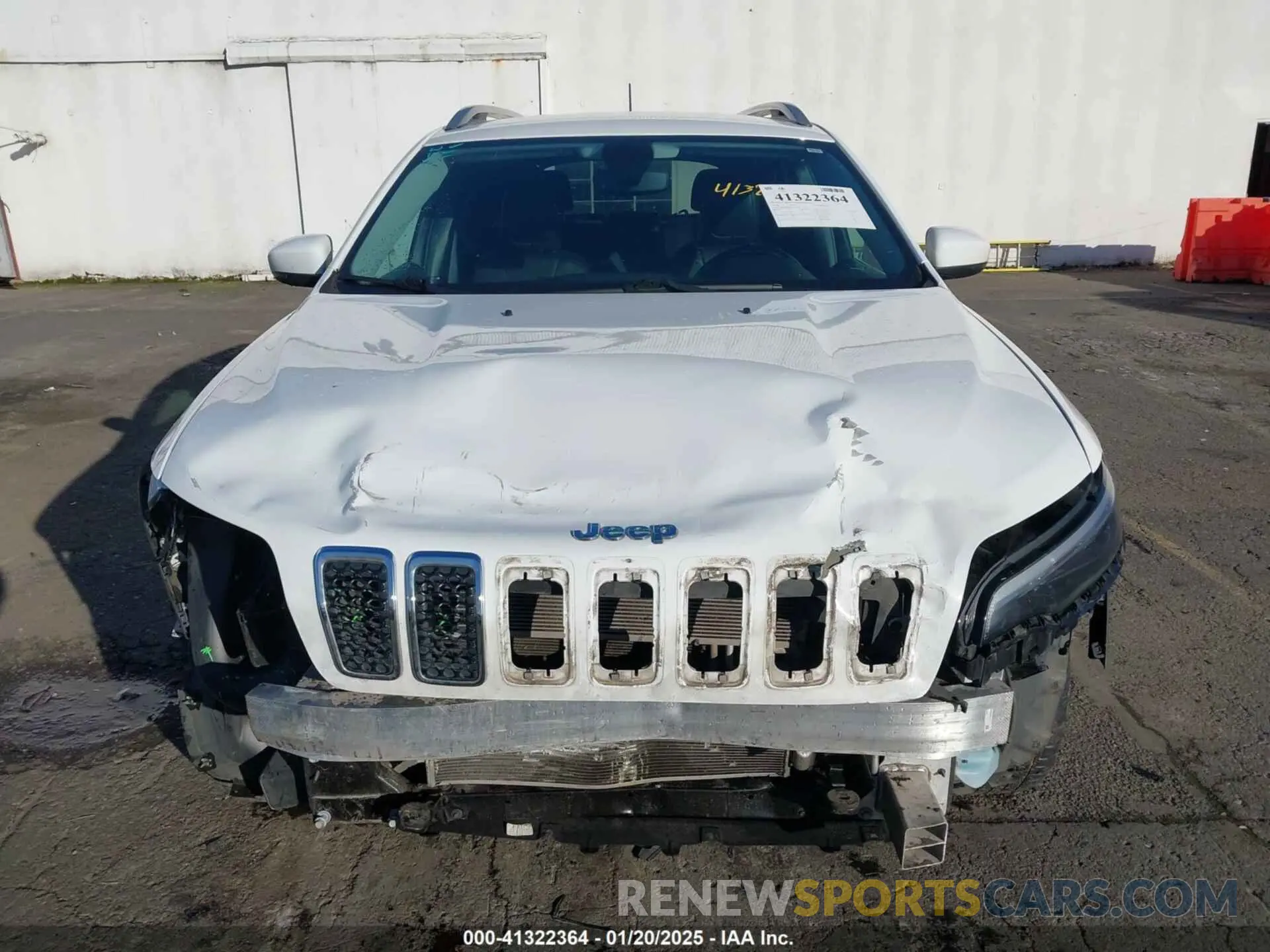 13 Photograph of a damaged car 1C4PJMDX6LD587585 JEEP CHEROKEE 2020