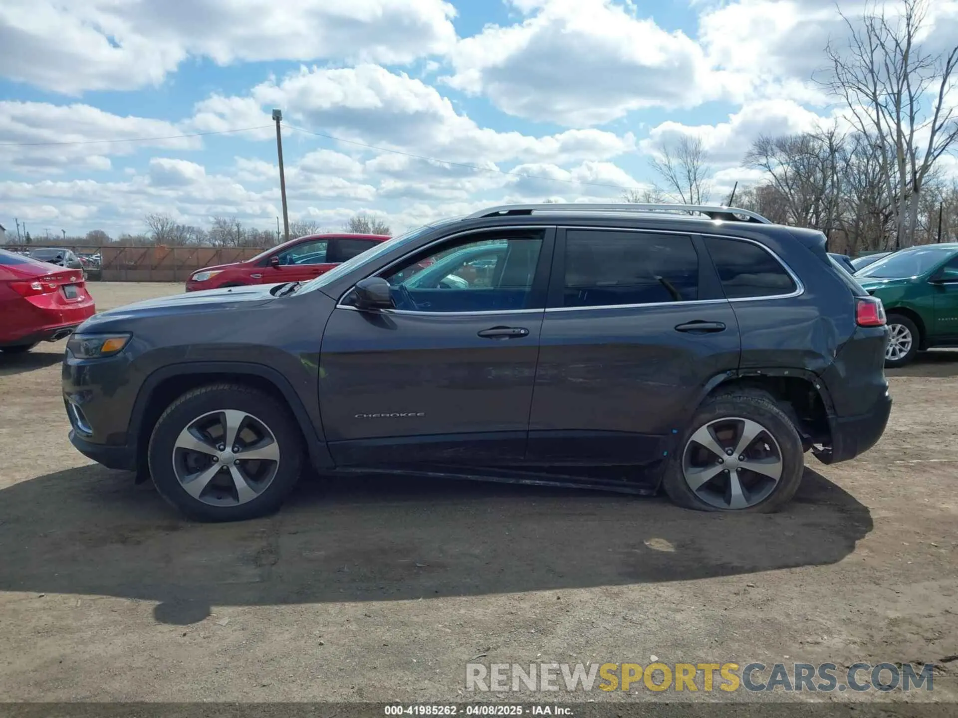 14 Photograph of a damaged car 1C4PJMDX6LD609777 JEEP CHEROKEE 2020