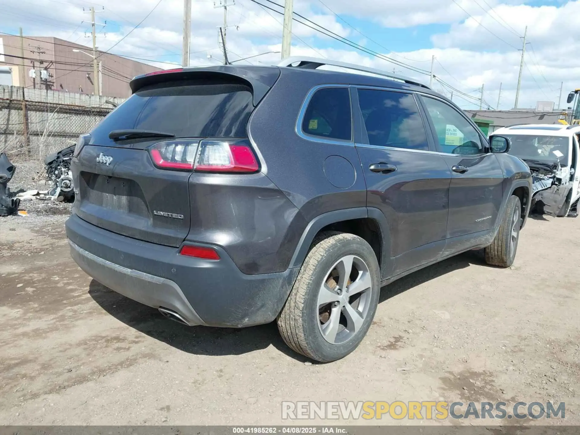 4 Photograph of a damaged car 1C4PJMDX6LD609777 JEEP CHEROKEE 2020