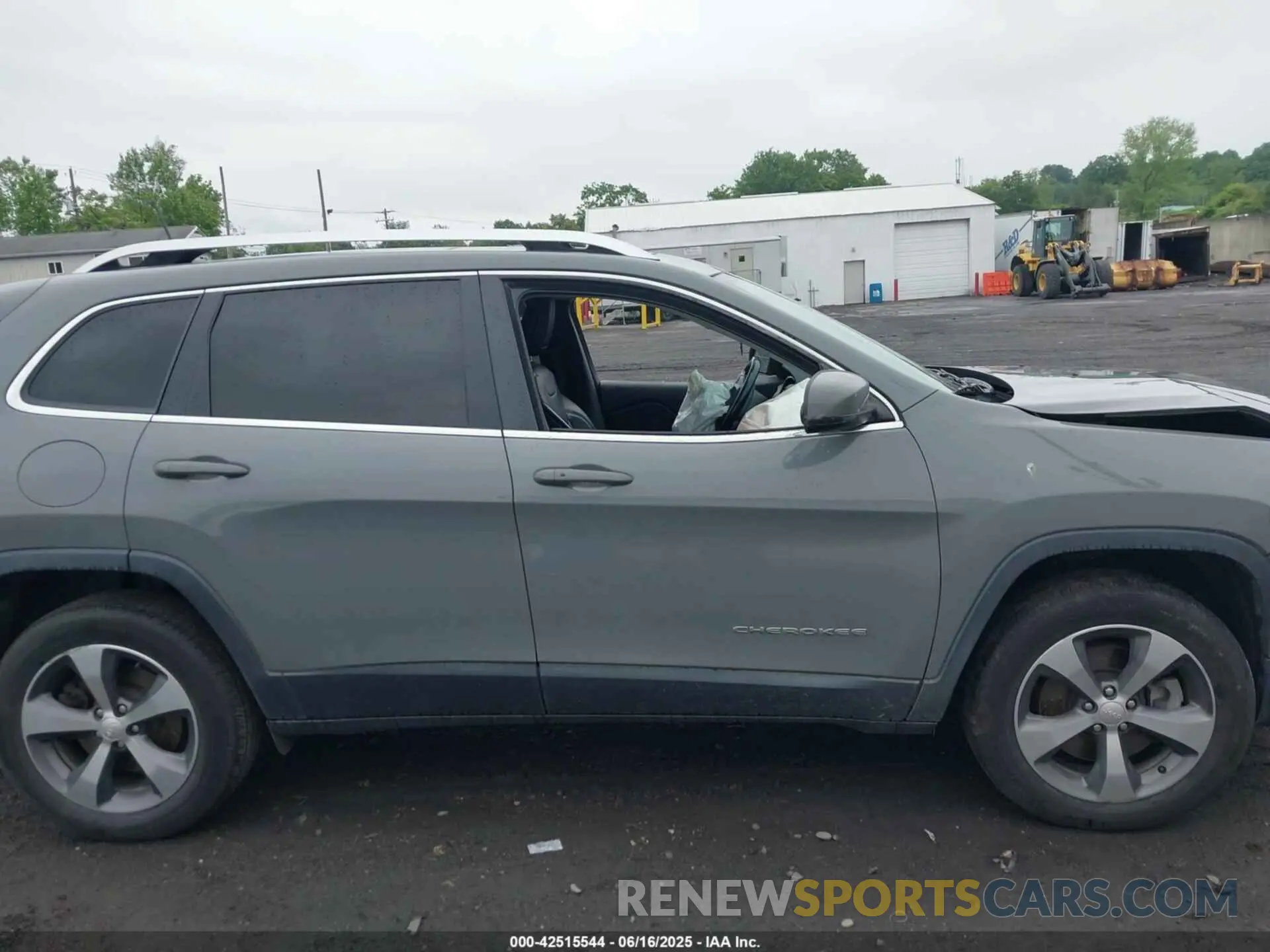 12 Photograph of a damaged car 1C4PJMDX7LD505976 JEEP CHEROKEE 2020