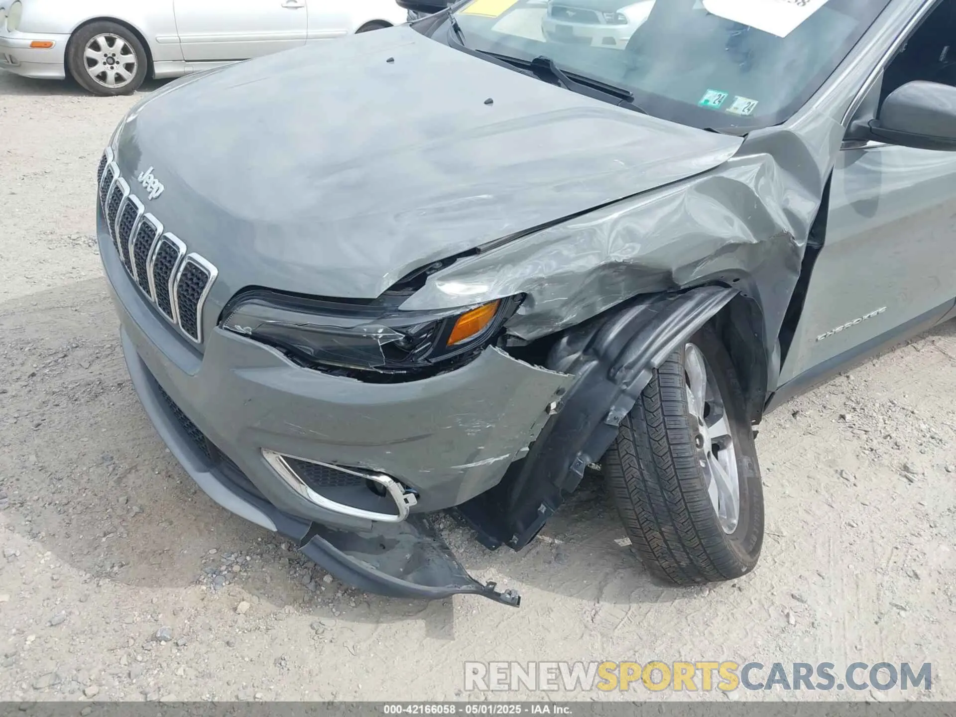 6 Photograph of a damaged car 1C4PJMDX7LD574229 JEEP CHEROKEE 2020