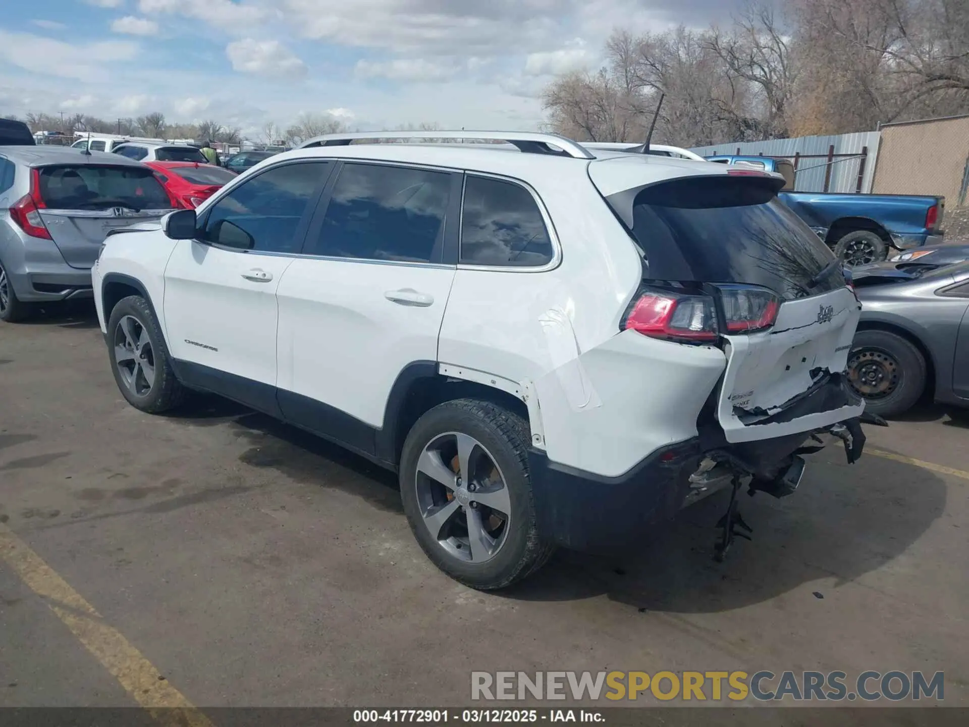 3 Photograph of a damaged car 1C4PJMDX8LD544589 JEEP CHEROKEE 2020