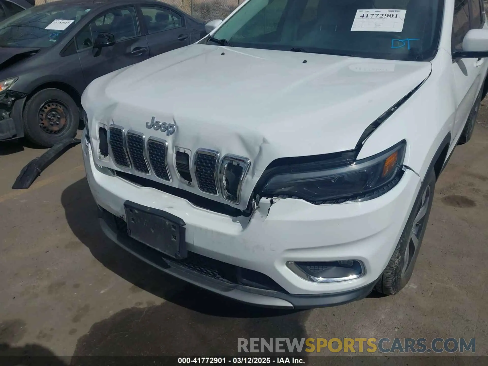 6 Photograph of a damaged car 1C4PJMDX8LD544589 JEEP CHEROKEE 2020