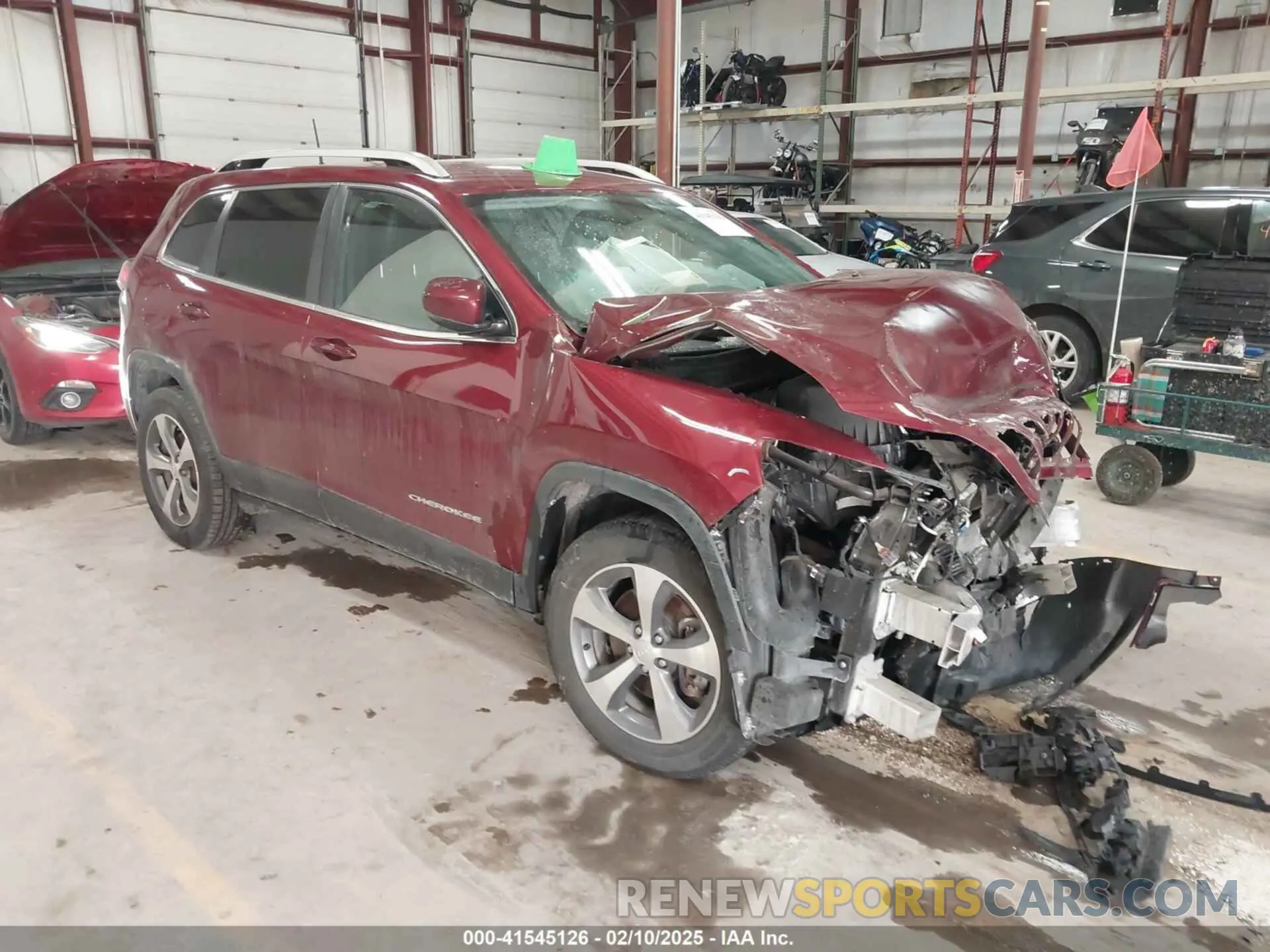 1 Photograph of a damaged car 1C4PJMDX9LD635659 JEEP CHEROKEE 2020