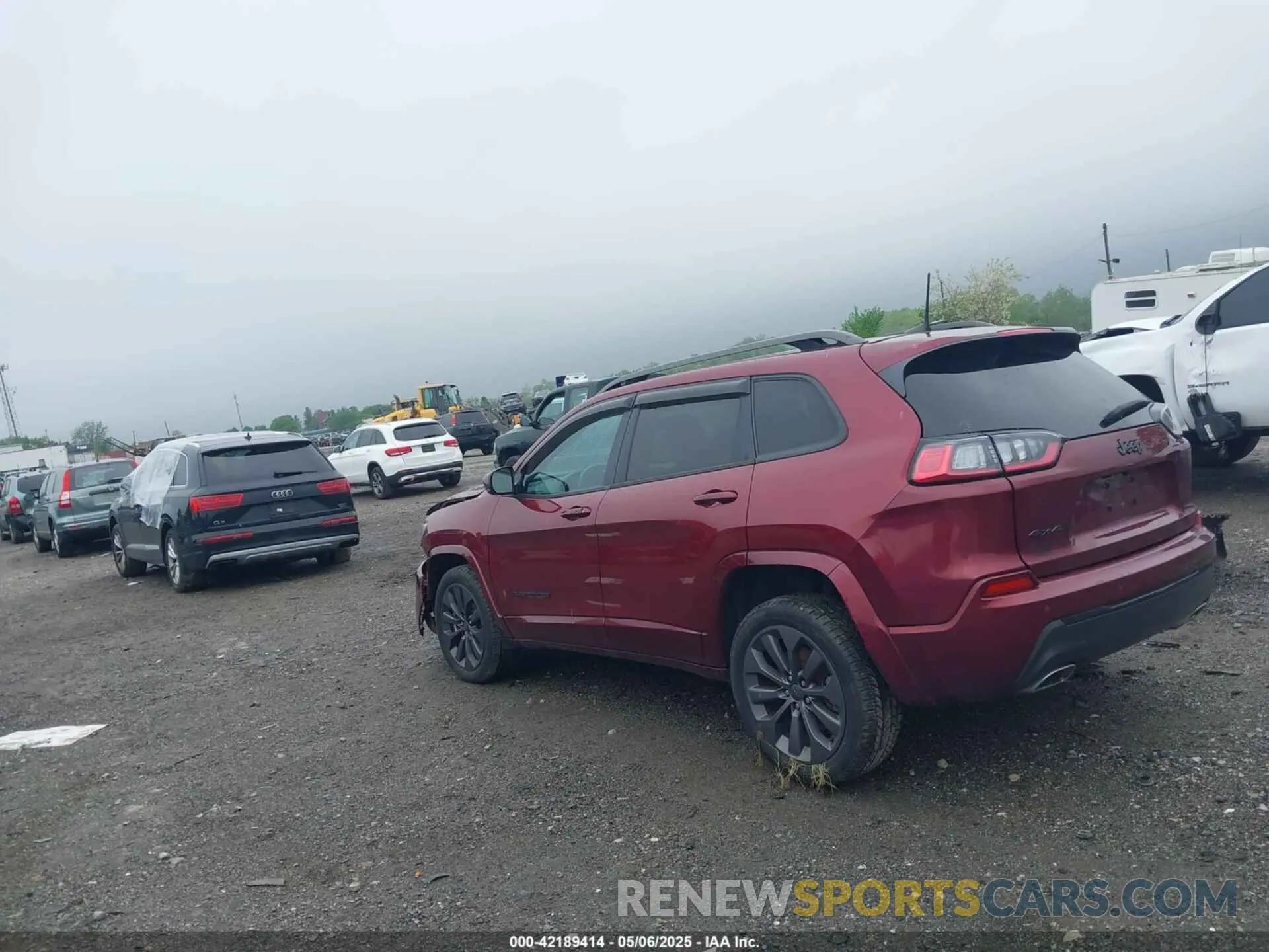 3 Photograph of a damaged car 1C4PJMDXXLD607790 JEEP CHEROKEE 2020