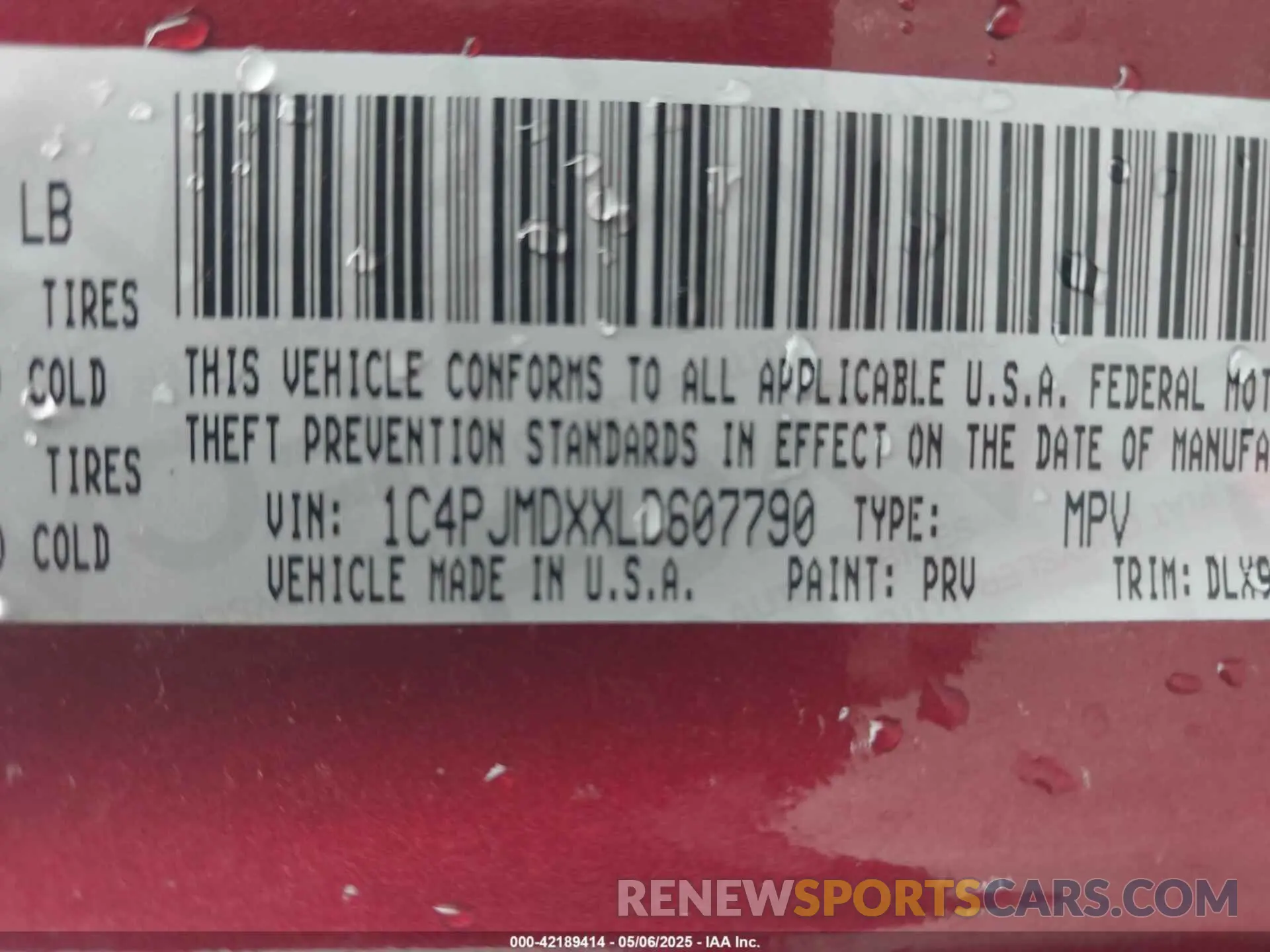 9 Photograph of a damaged car 1C4PJMDXXLD607790 JEEP CHEROKEE 2020