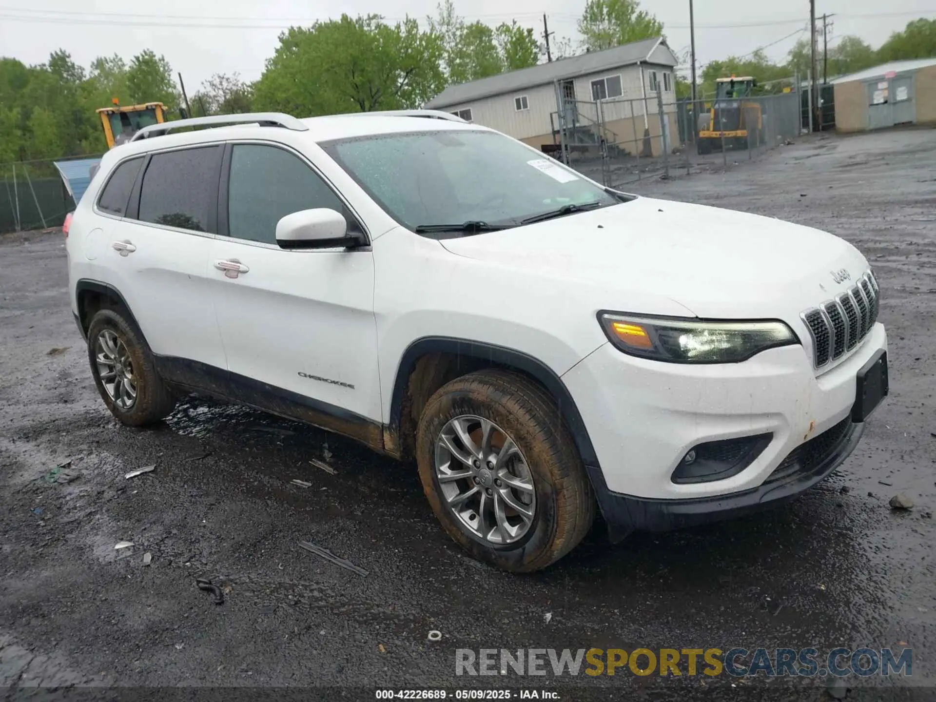1 Photograph of a damaged car 1C4PJMLB0LD509566 JEEP CHEROKEE 2020