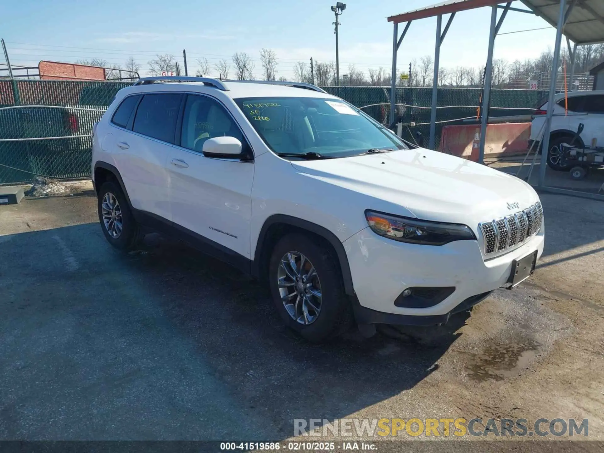 1 Photograph of a damaged car 1C4PJMLB0LD604032 JEEP CHEROKEE 2020