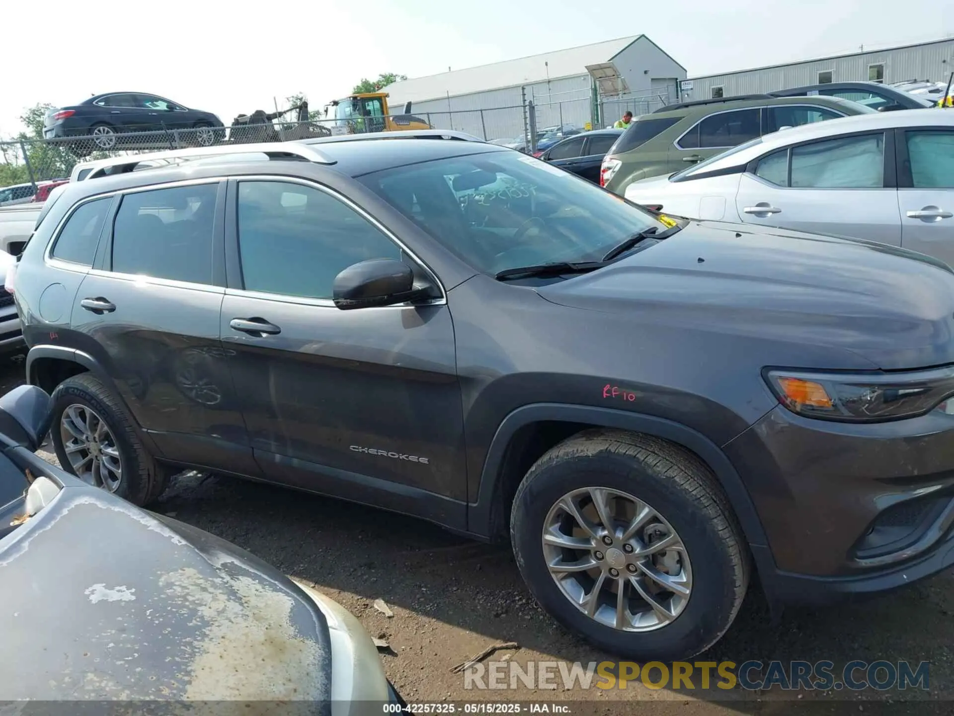 14 Photograph of a damaged car 1C4PJMLB1LD525968 JEEP CHEROKEE 2020