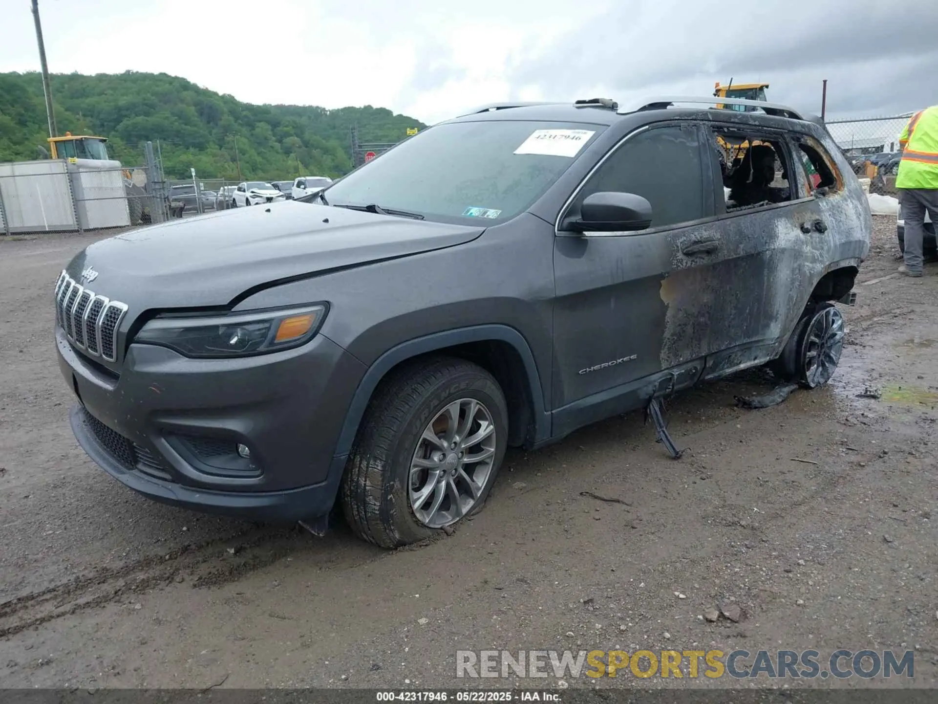 2 Photograph of a damaged car 1C4PJMLB3LD500408 JEEP CHEROKEE 2020