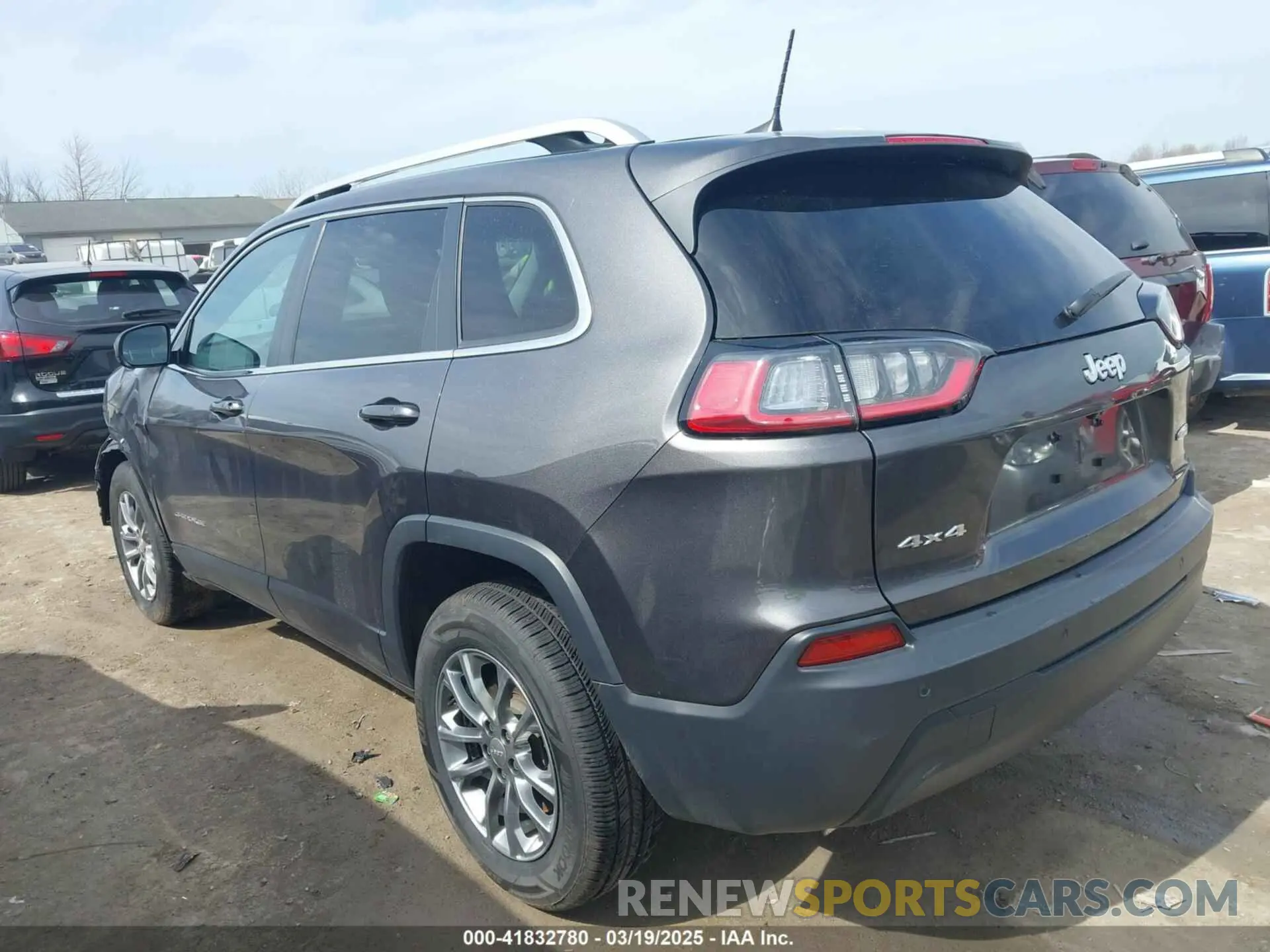 3 Photograph of a damaged car 1C4PJMLB3LD529259 JEEP CHEROKEE 2020