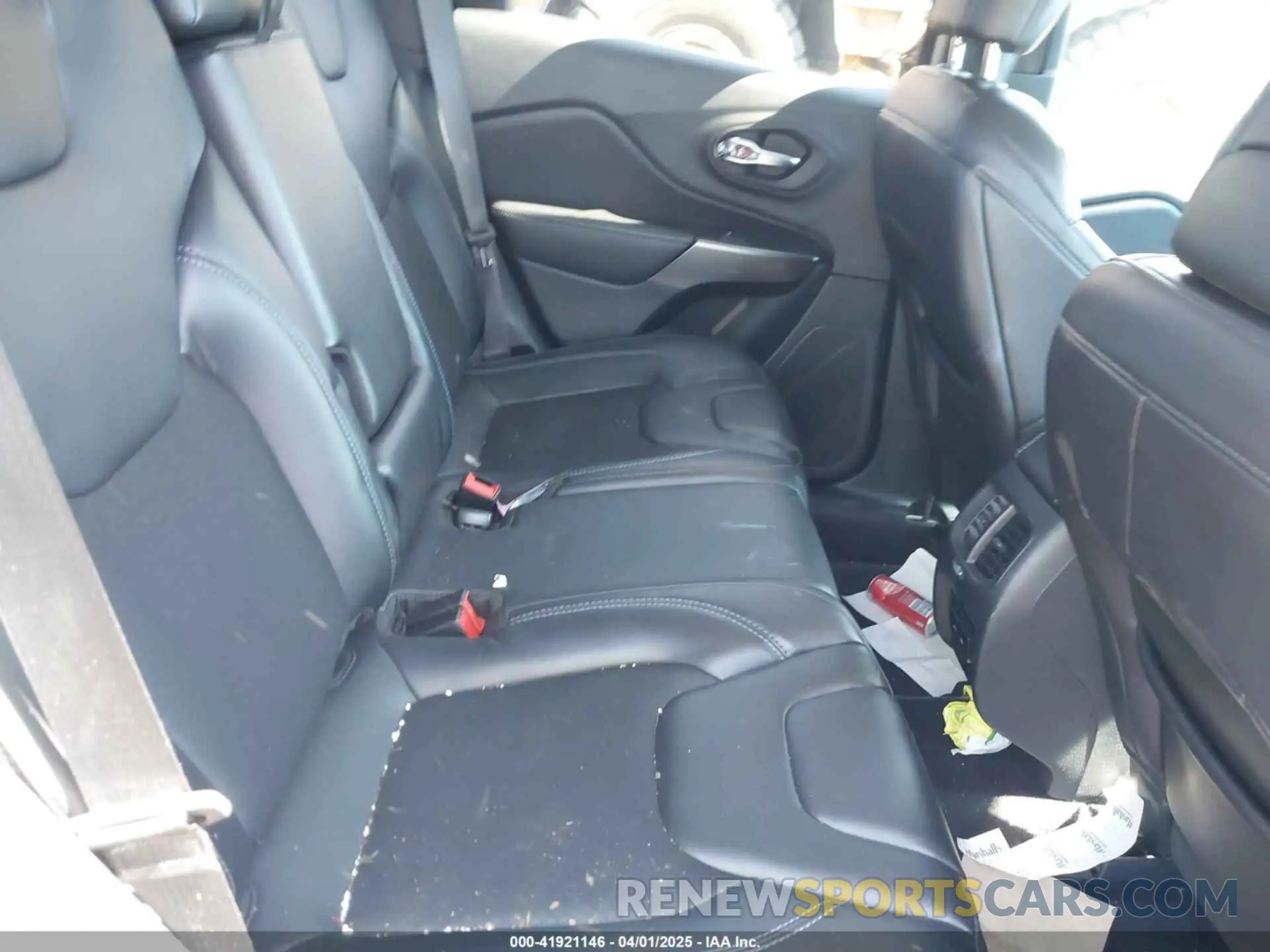 8 Photograph of a damaged car 1C4PJMLB3LD584911 JEEP CHEROKEE 2020