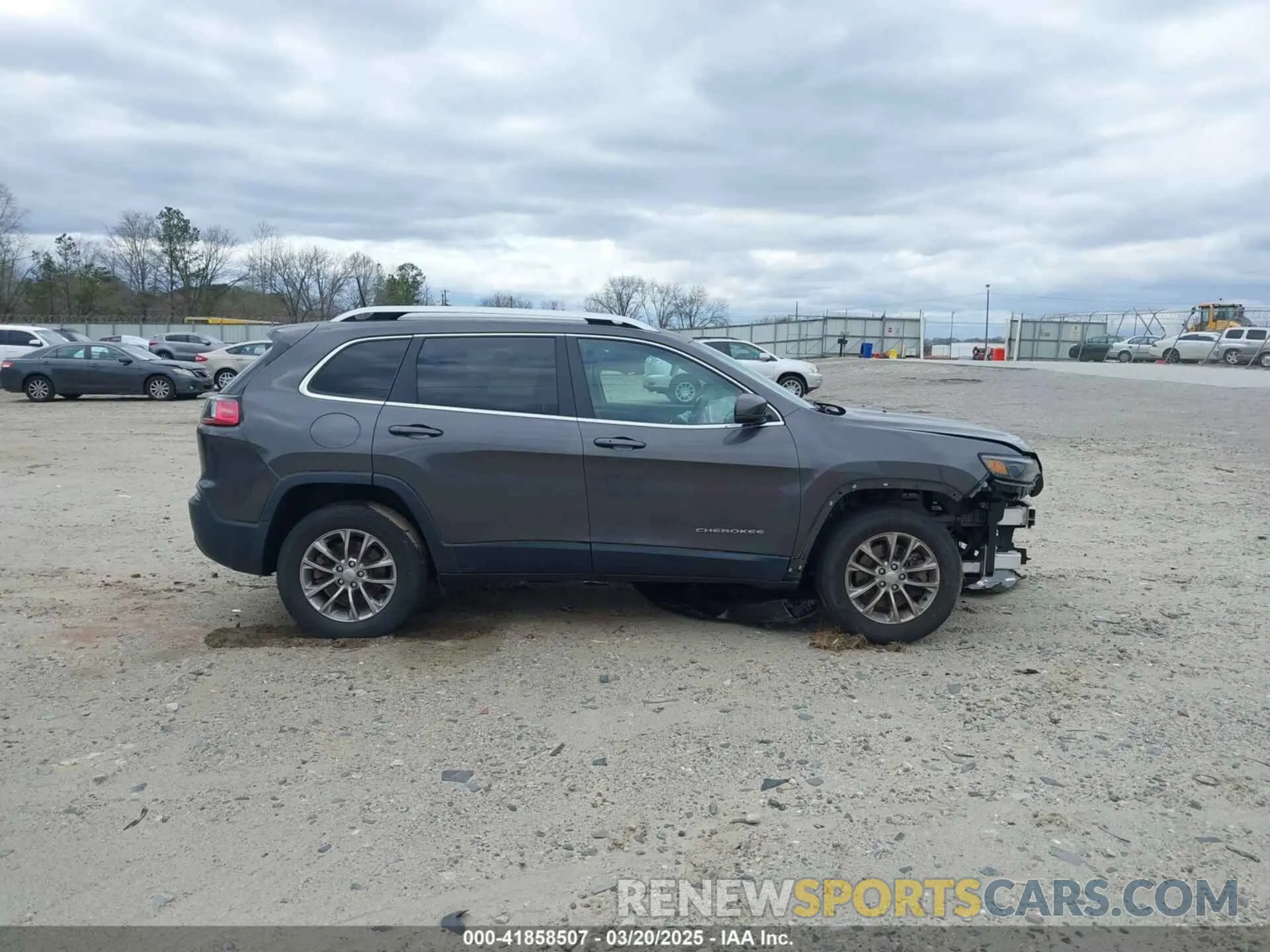 14 Photograph of a damaged car 1C4PJMLB3LD626221 JEEP CHEROKEE 2020