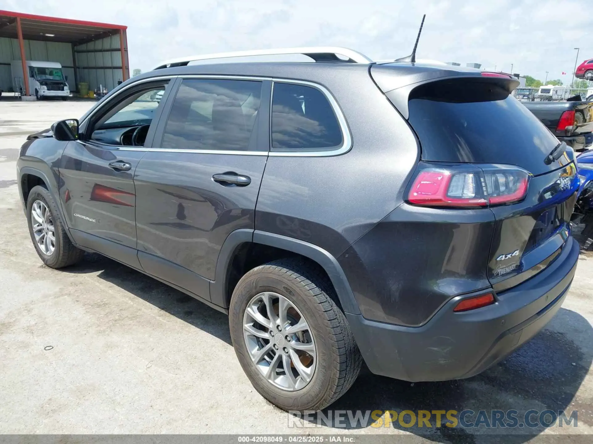 3 Photograph of a damaged car 1C4PJMLB5LD554776 JEEP CHEROKEE 2020