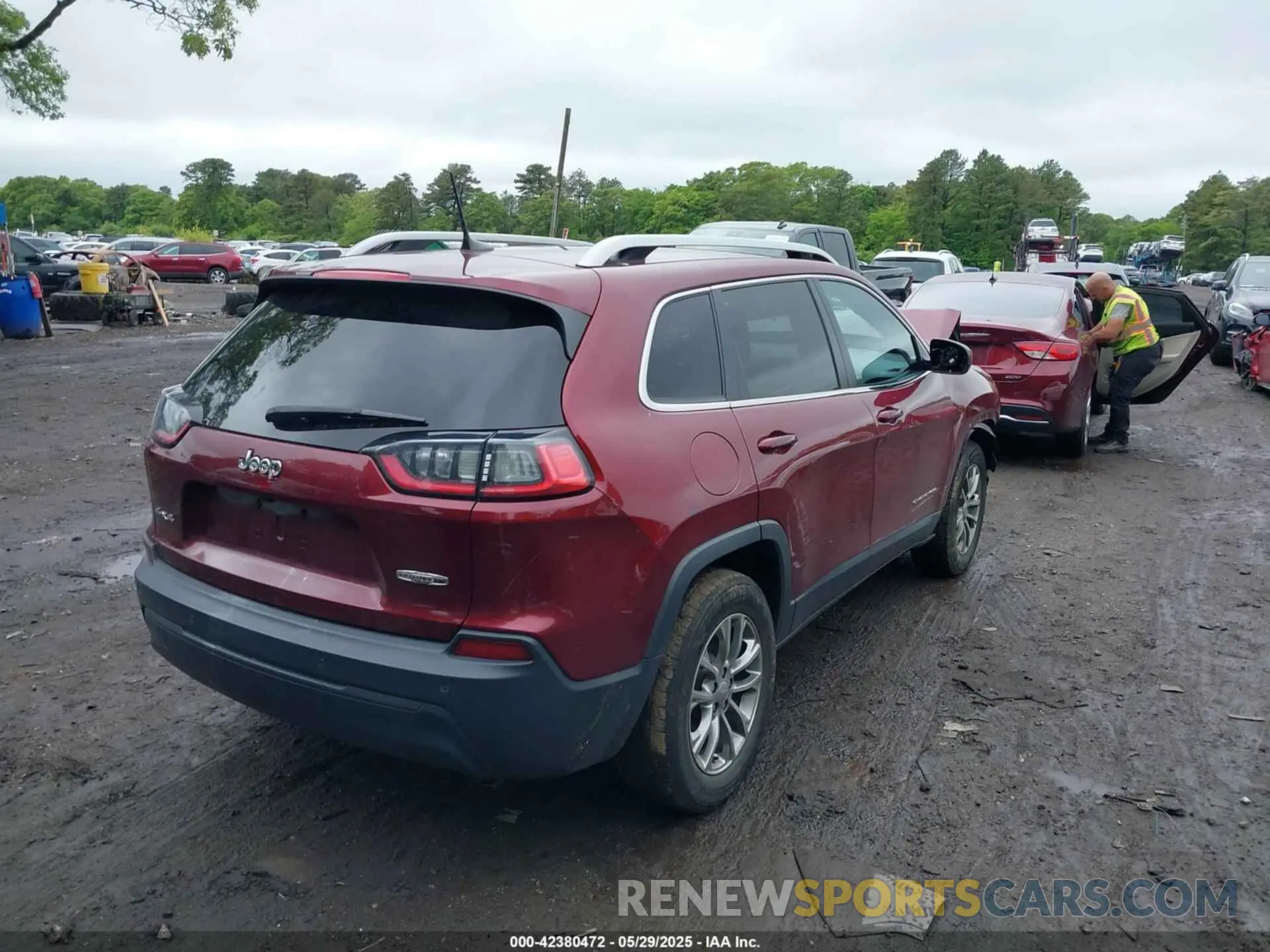 4 Photograph of a damaged car 1C4PJMLB7LD651882 JEEP CHEROKEE 2020