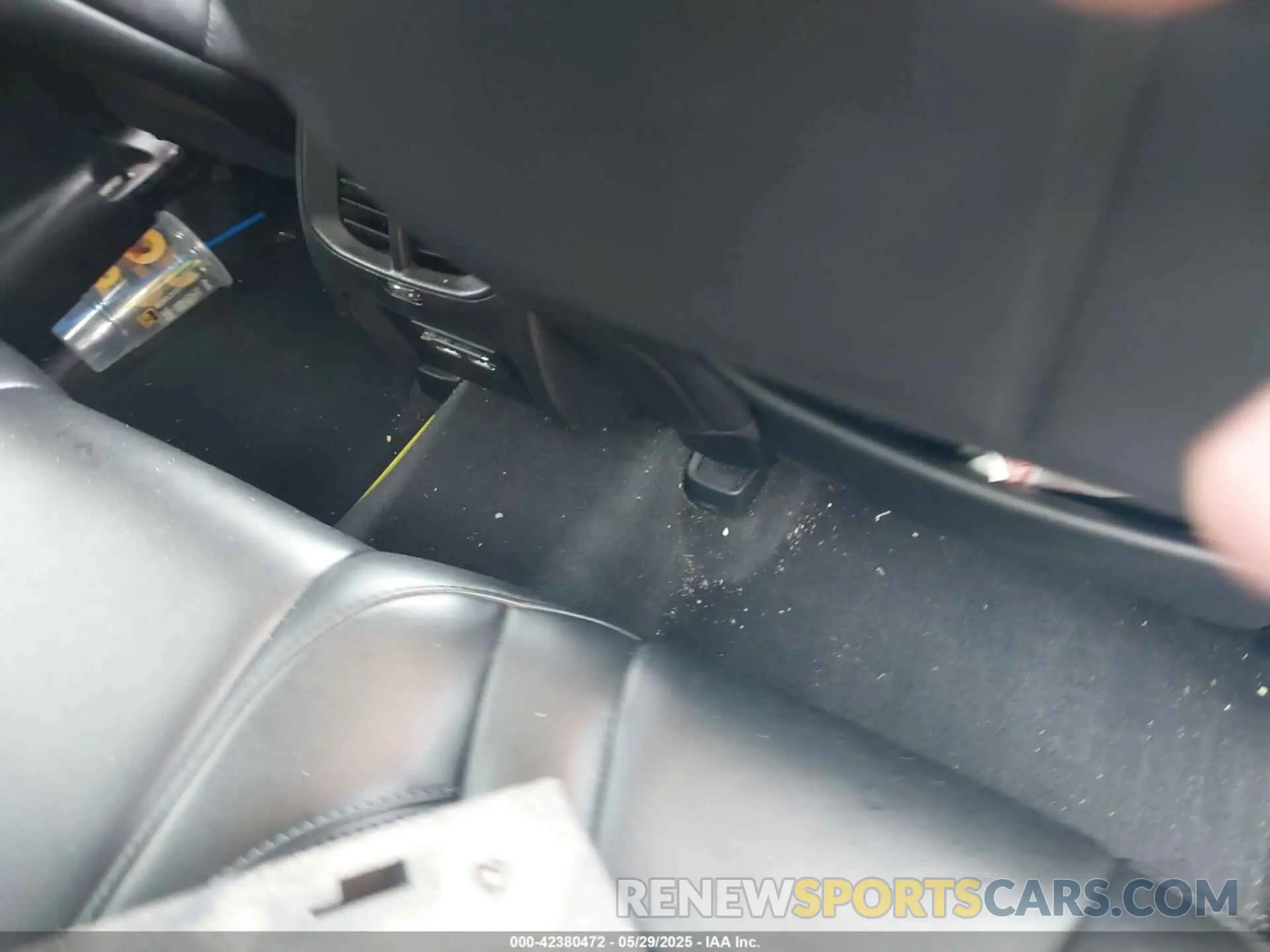 8 Photograph of a damaged car 1C4PJMLB7LD651882 JEEP CHEROKEE 2020