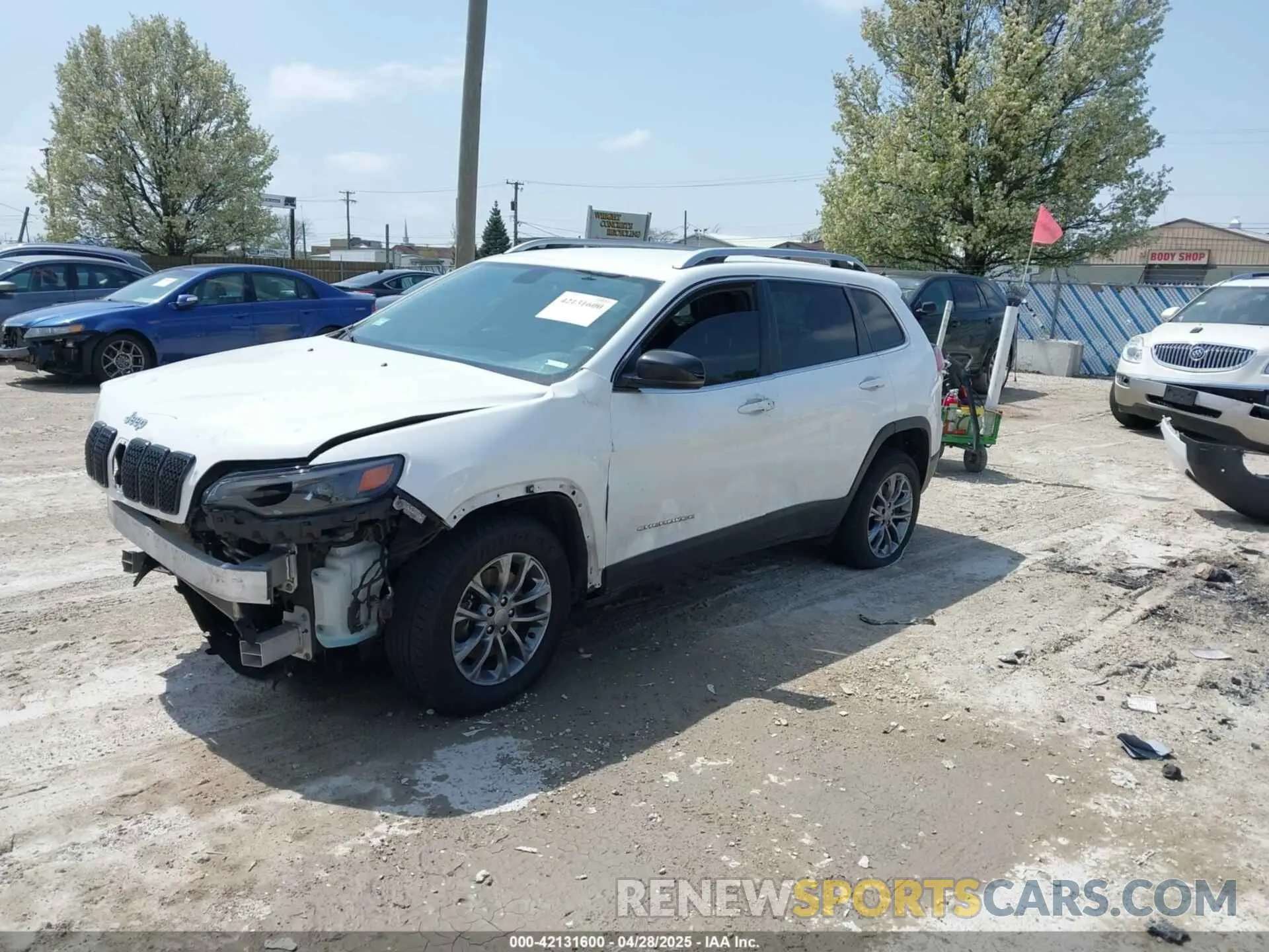 2 Photograph of a damaged car 1C4PJMLB9LD538306 JEEP CHEROKEE 2020