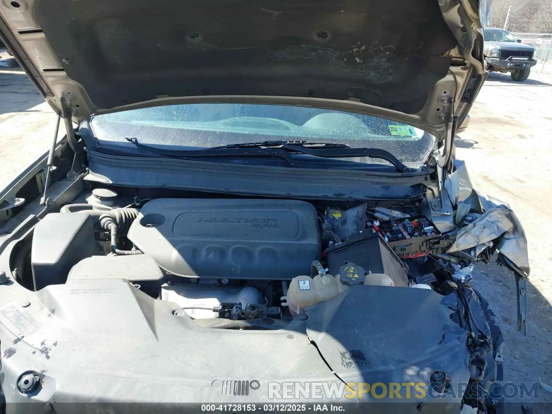 10 Photograph of a damaged car 1C4PJMLBXLD551002 JEEP CHEROKEE 2020