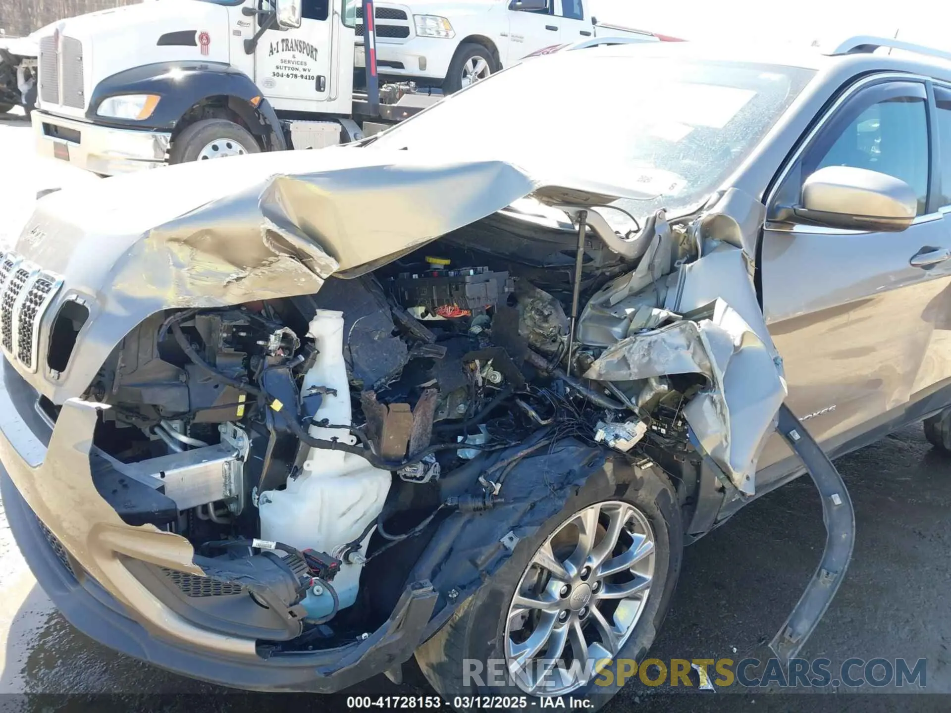 6 Photograph of a damaged car 1C4PJMLBXLD551002 JEEP CHEROKEE 2020