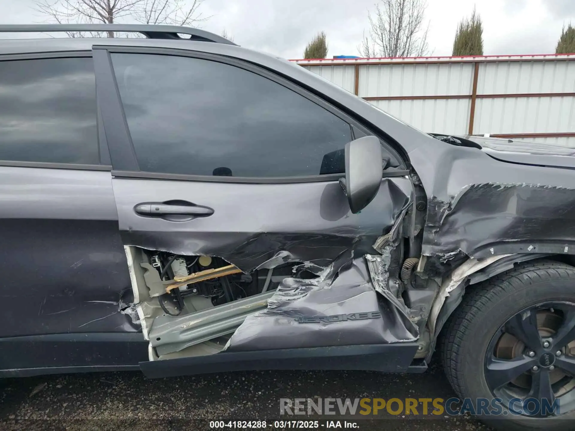 13 Photograph of a damaged car 1C4PJMLN0LD529679 JEEP CHEROKEE 2020
