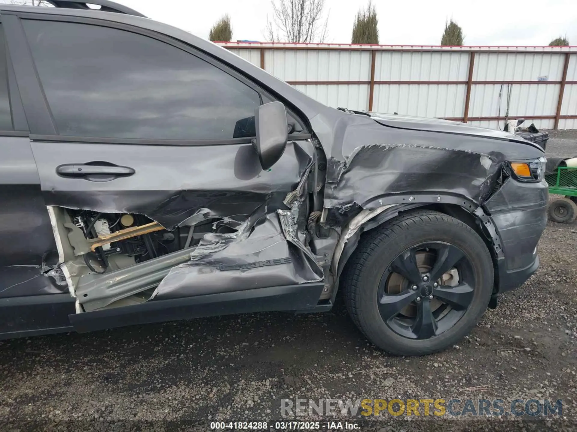 6 Photograph of a damaged car 1C4PJMLN0LD529679 JEEP CHEROKEE 2020