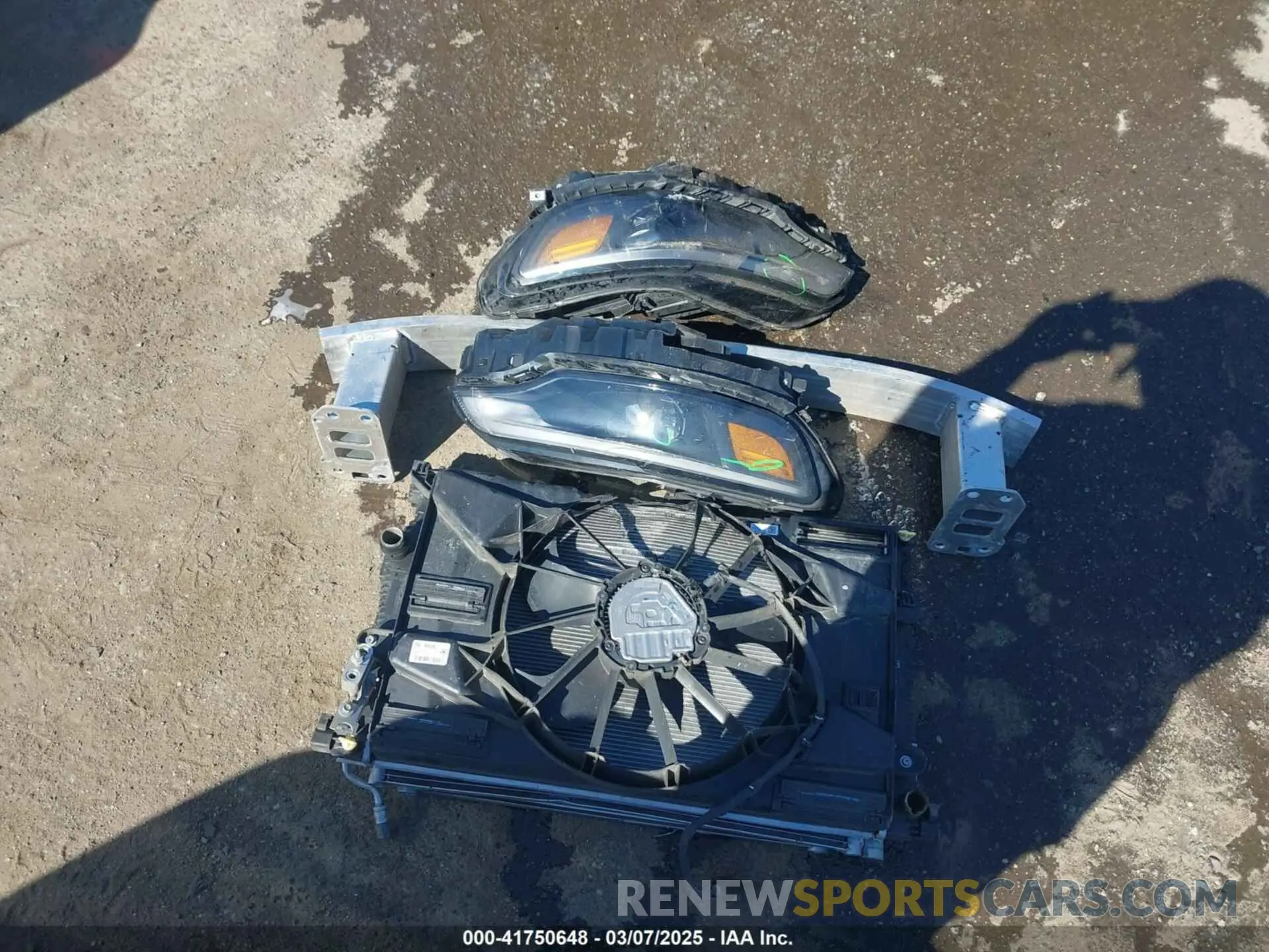 12 Photograph of a damaged car 1C4PJMLN6LD541335 JEEP CHEROKEE 2020