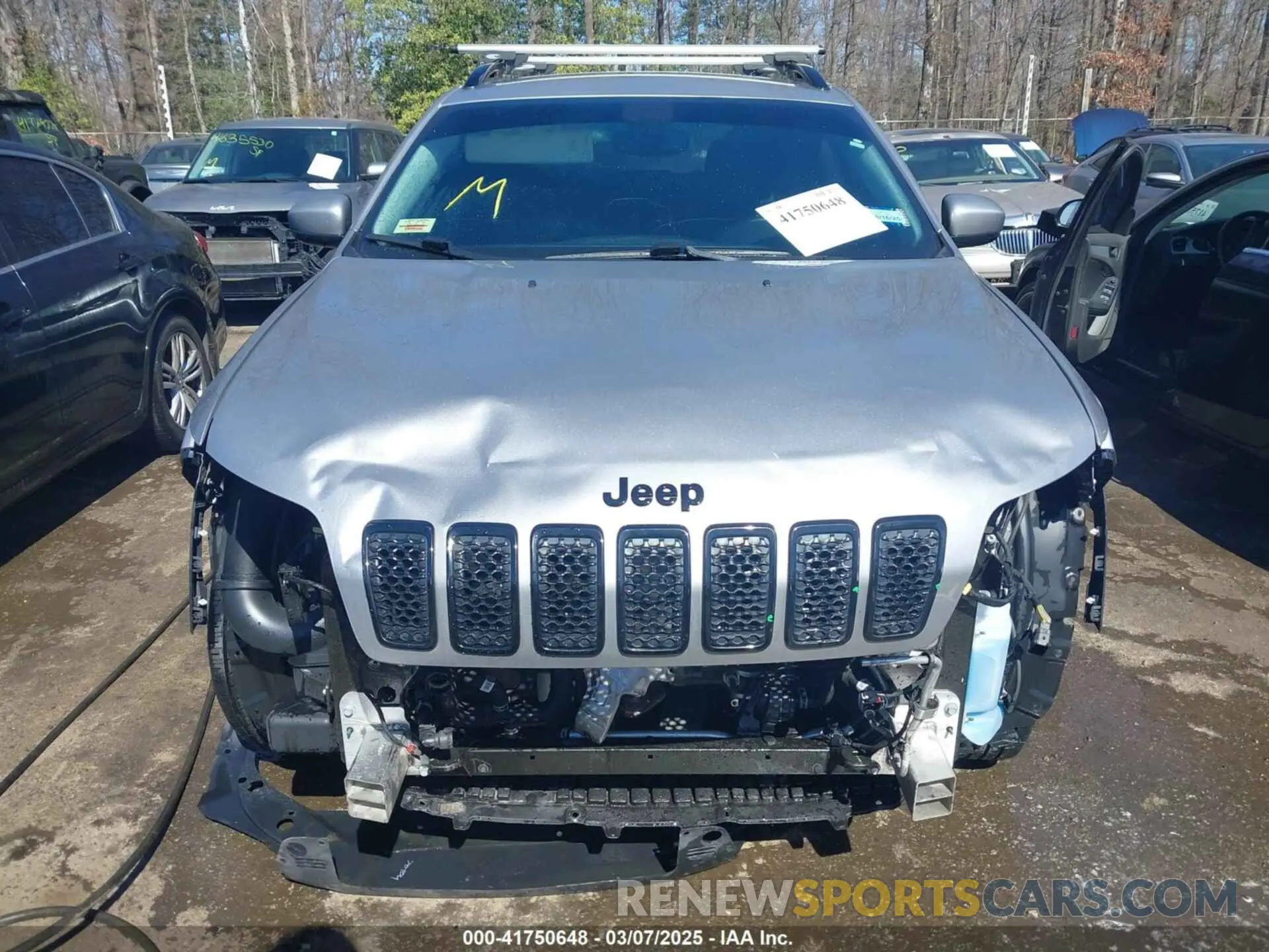 13 Photograph of a damaged car 1C4PJMLN6LD541335 JEEP CHEROKEE 2020