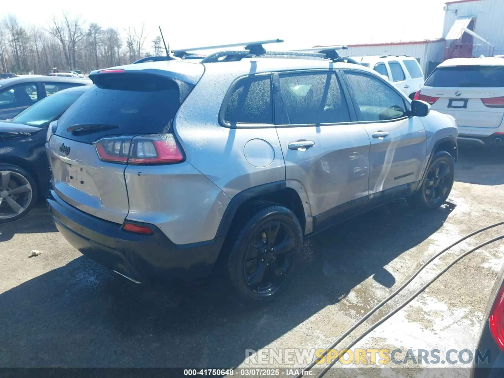 4 Photograph of a damaged car 1C4PJMLN6LD541335 JEEP CHEROKEE 2020