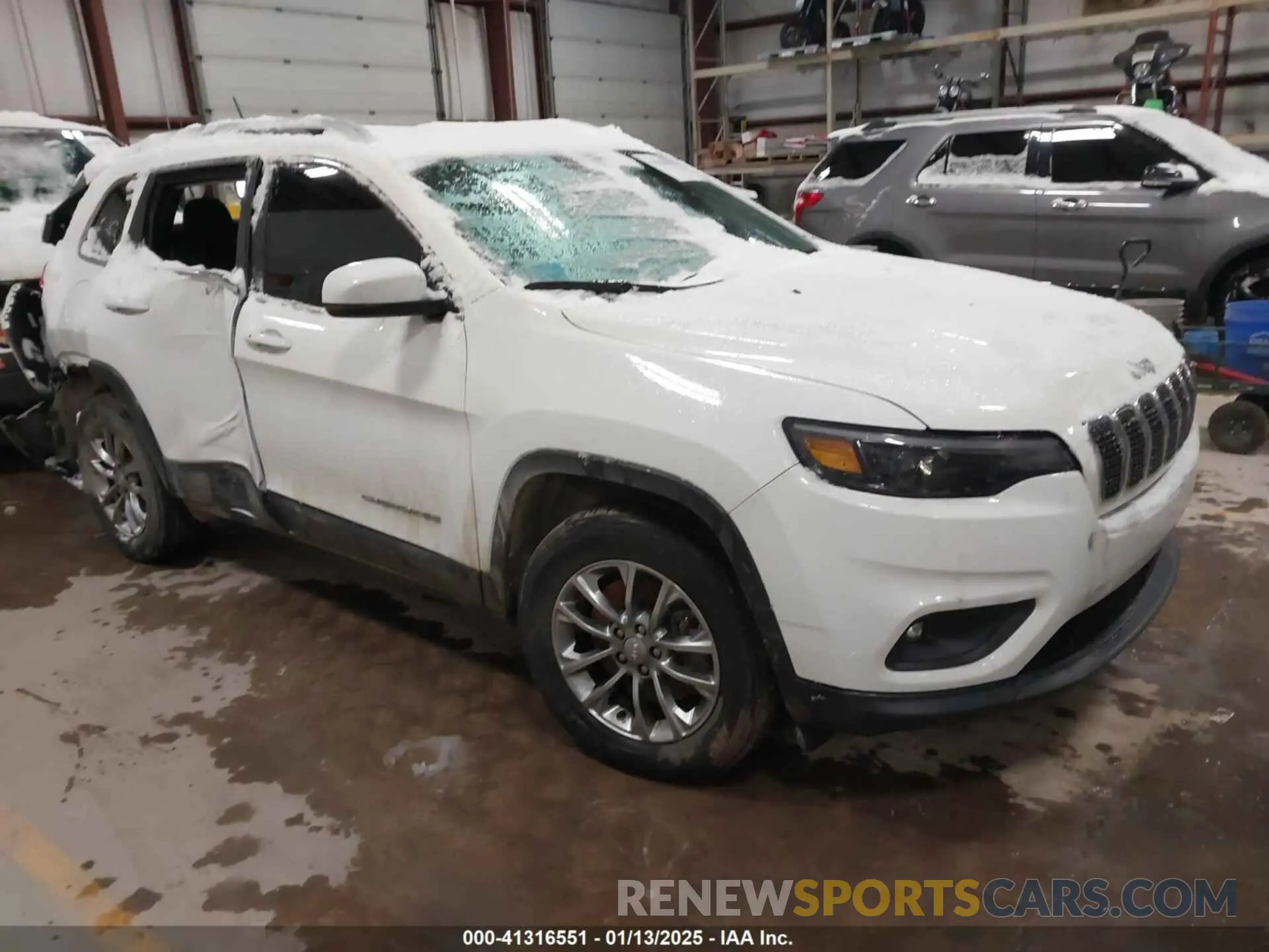 1 Photograph of a damaged car 1C4PJMLX1LD631137 JEEP CHEROKEE 2020