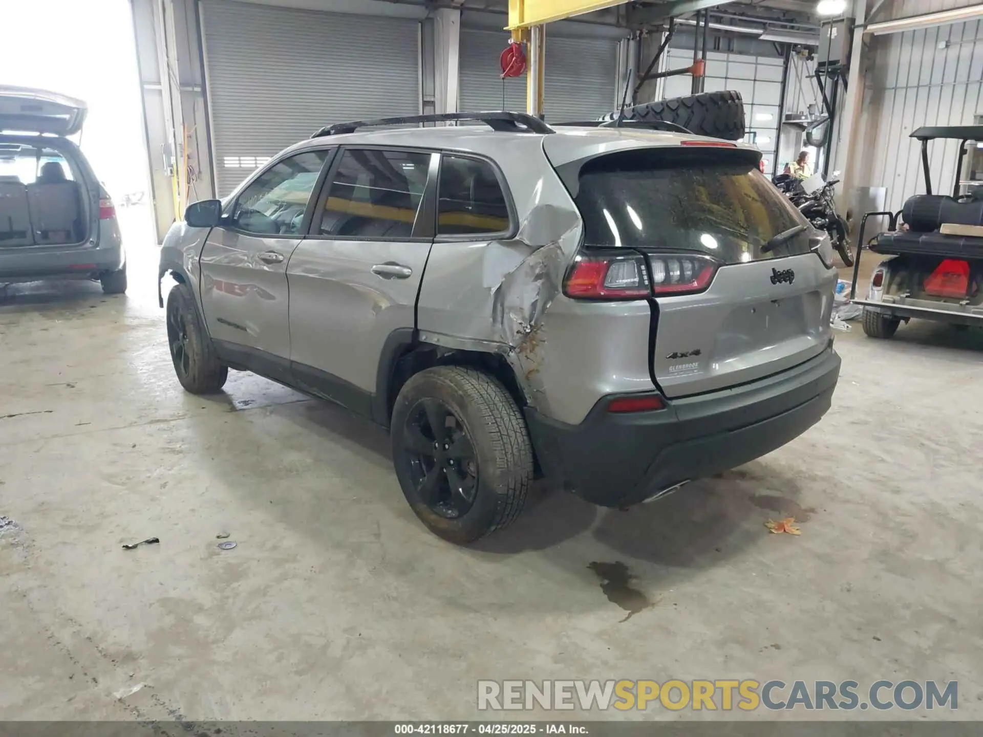 3 Photograph of a damaged car 1C4PJMLX6LD501886 JEEP CHEROKEE 2020