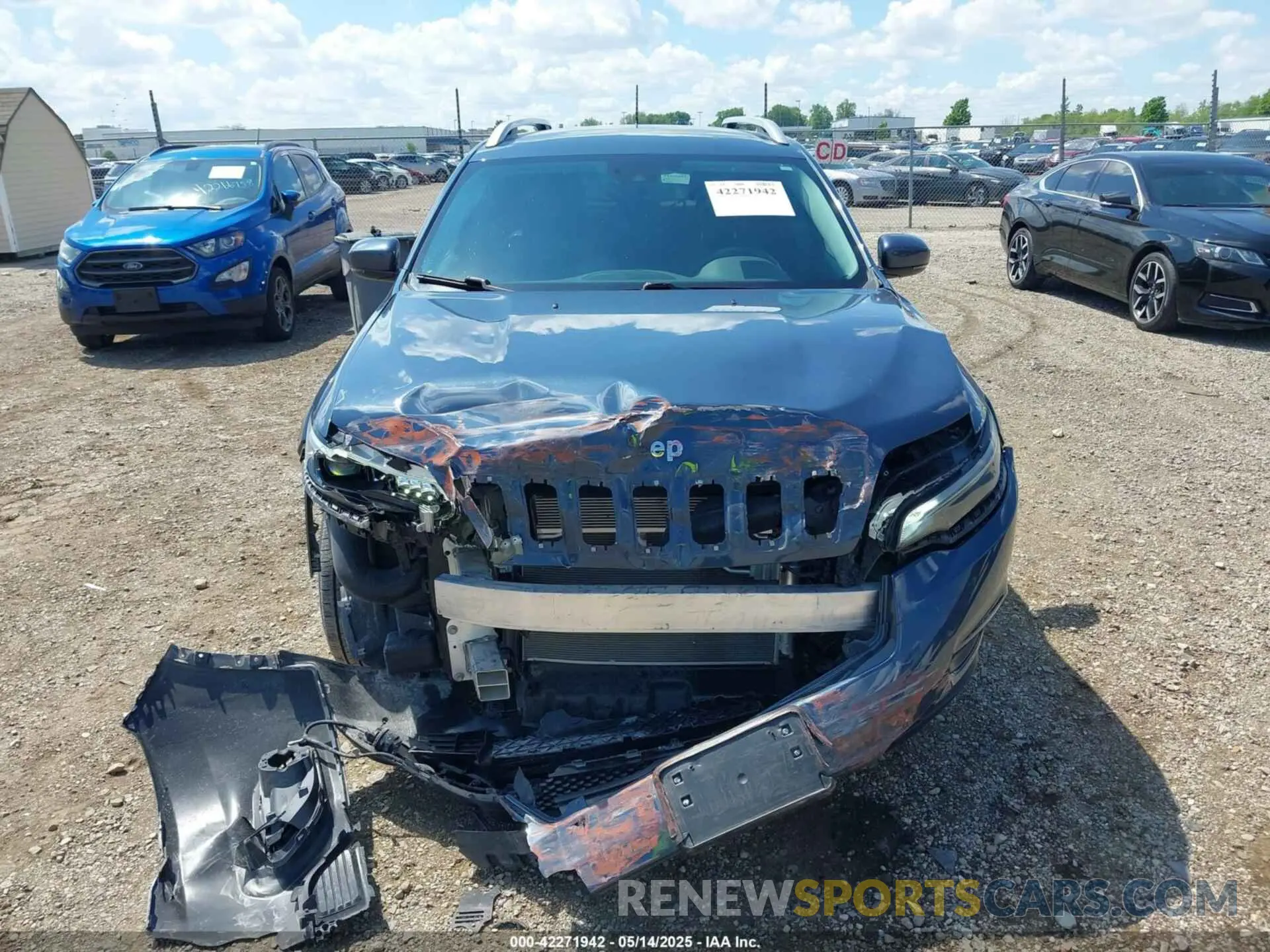 12 Photograph of a damaged car 1C4PJMLX7LD636746 JEEP CHEROKEE 2020