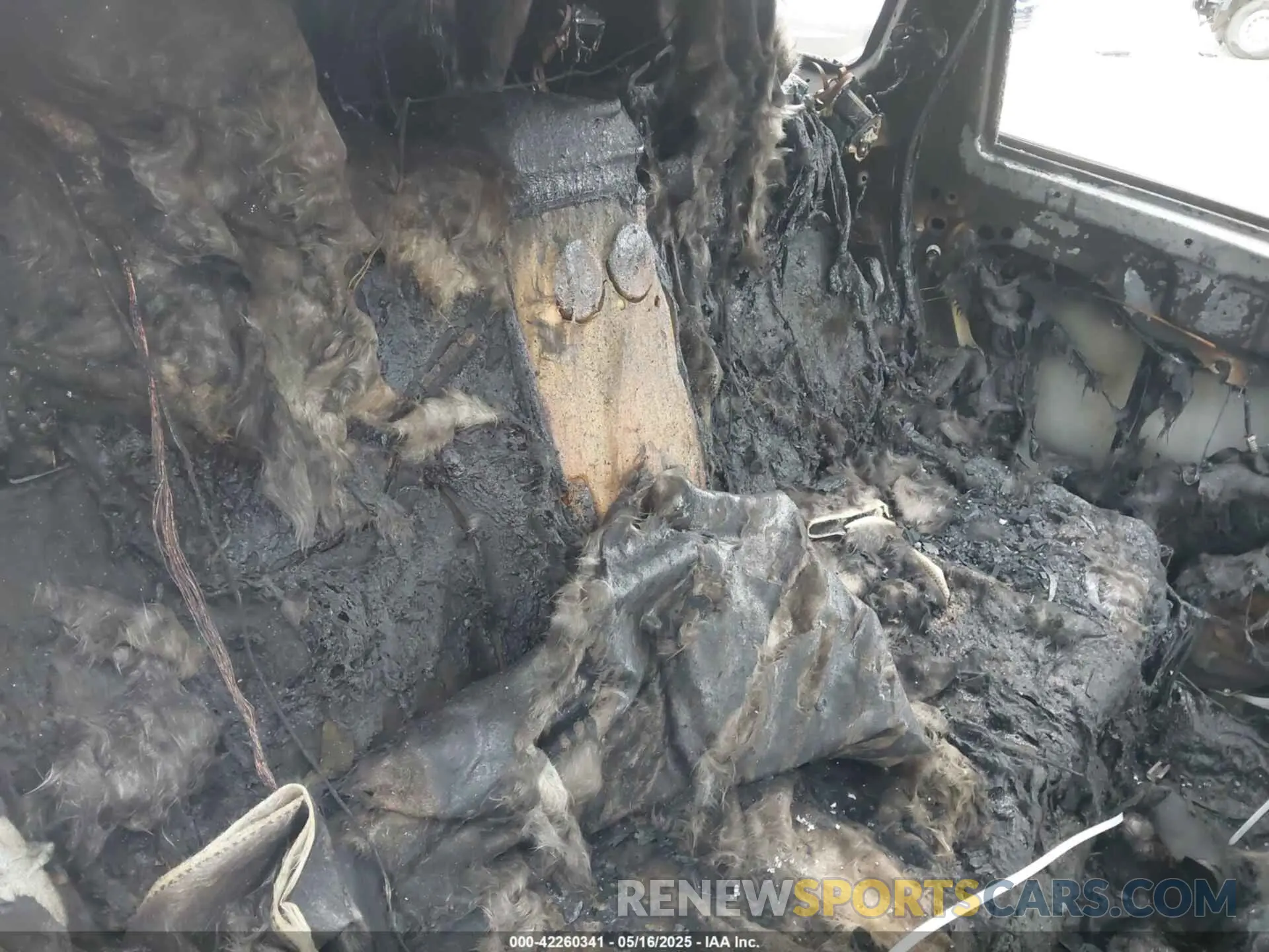 8 Photograph of a damaged car 1C4PJLCB2MD136896 JEEP CHEROKEE 2021