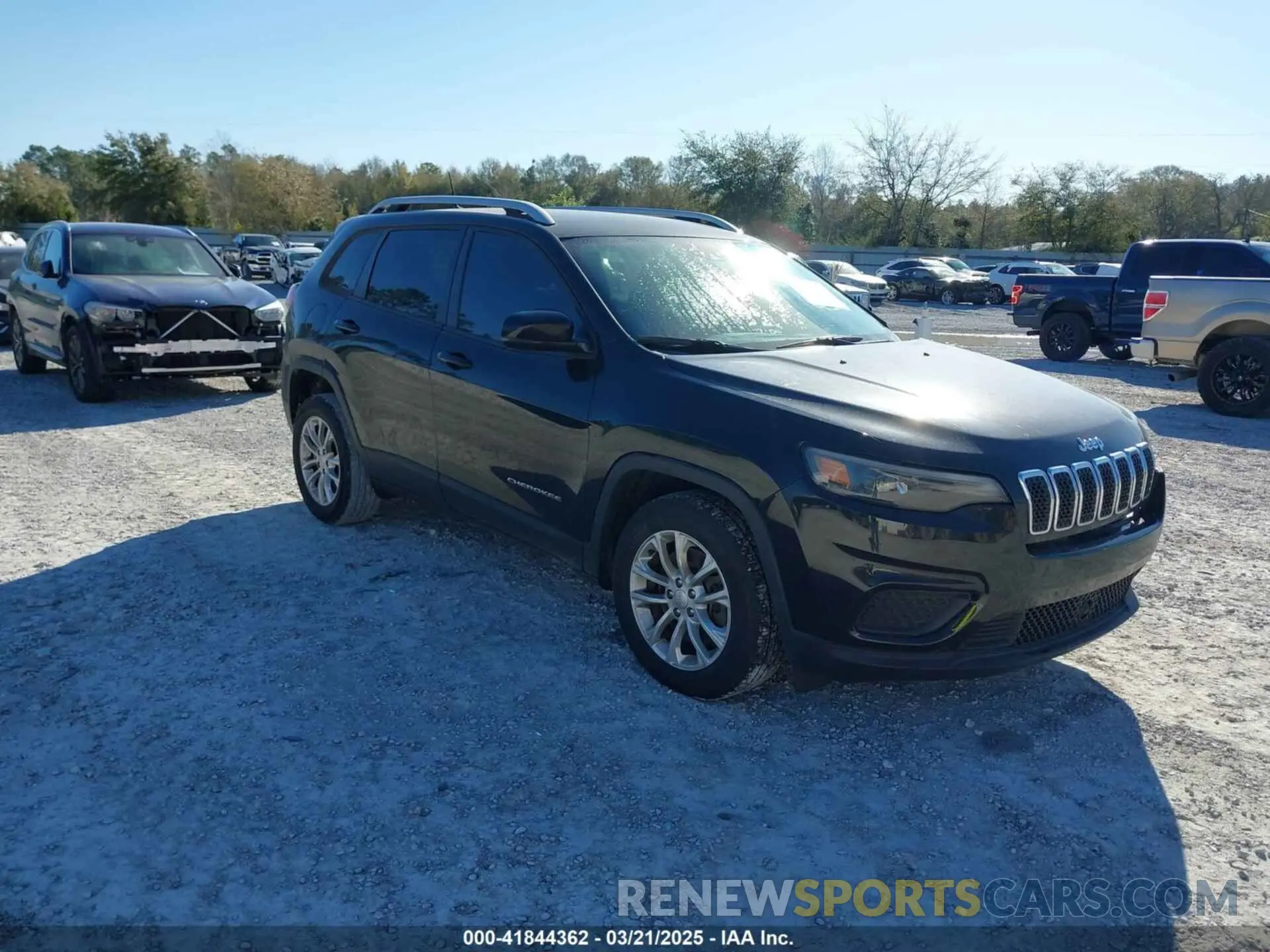 1 Photograph of a damaged car 1C4PJLCB4MD227099 JEEP CHEROKEE 2021